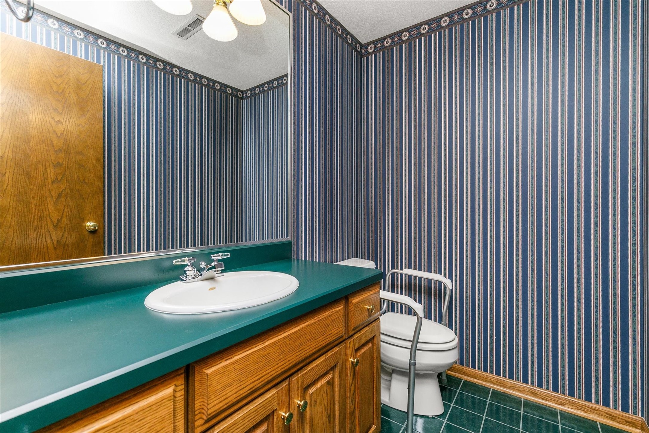 5576 Glen Oaks Point