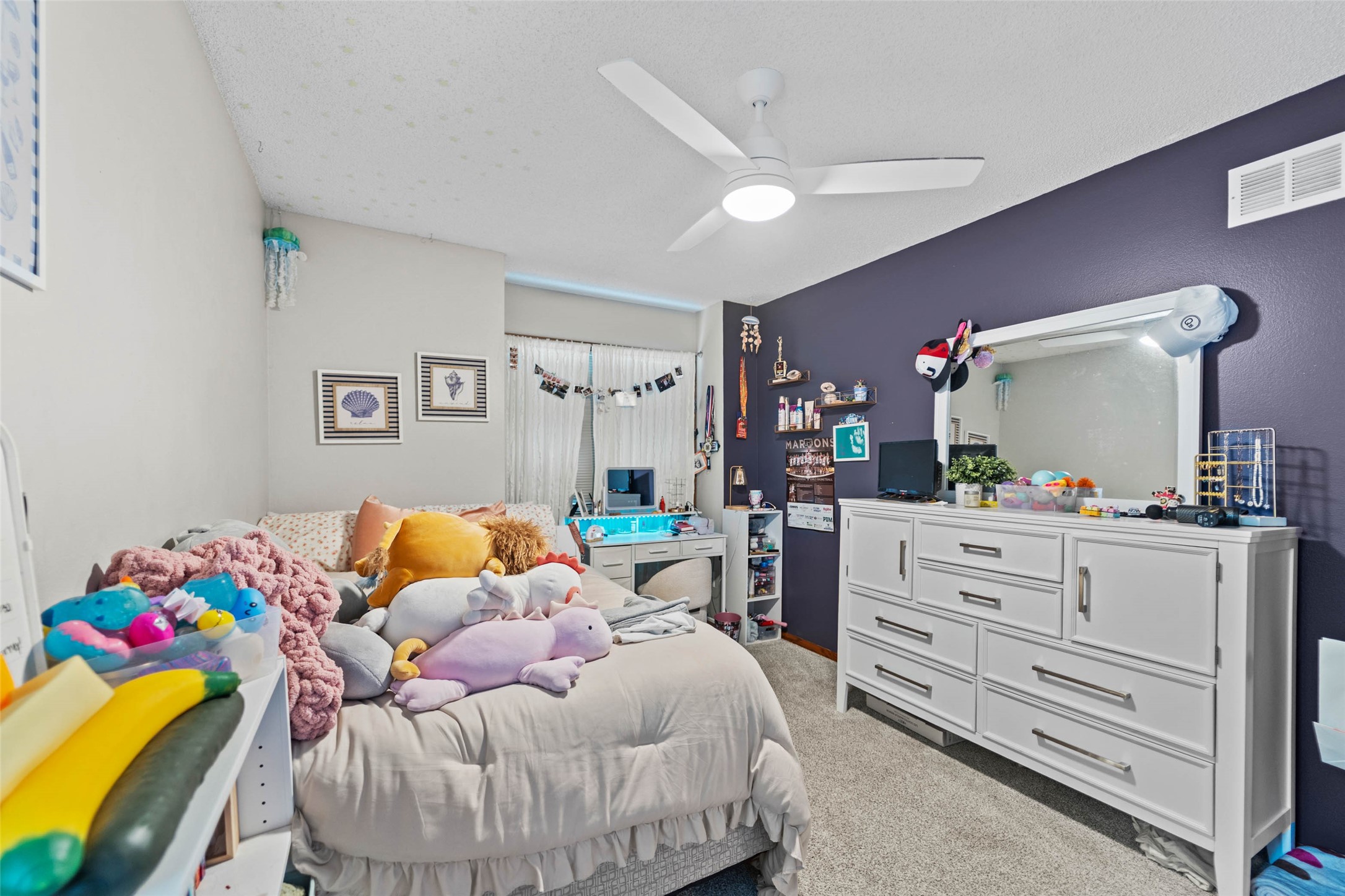8425 Sharon Circle
