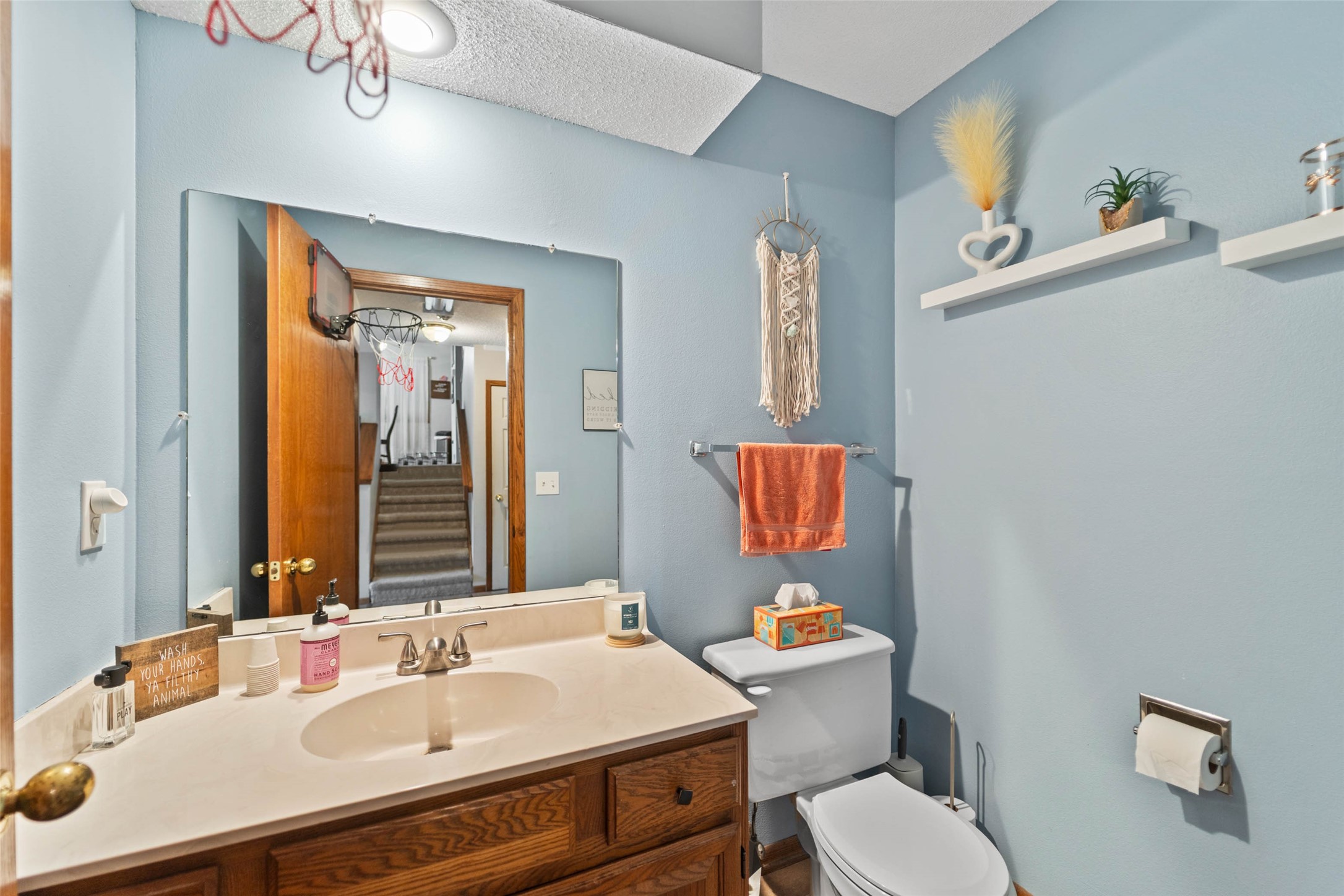 8425 Sharon Circle
