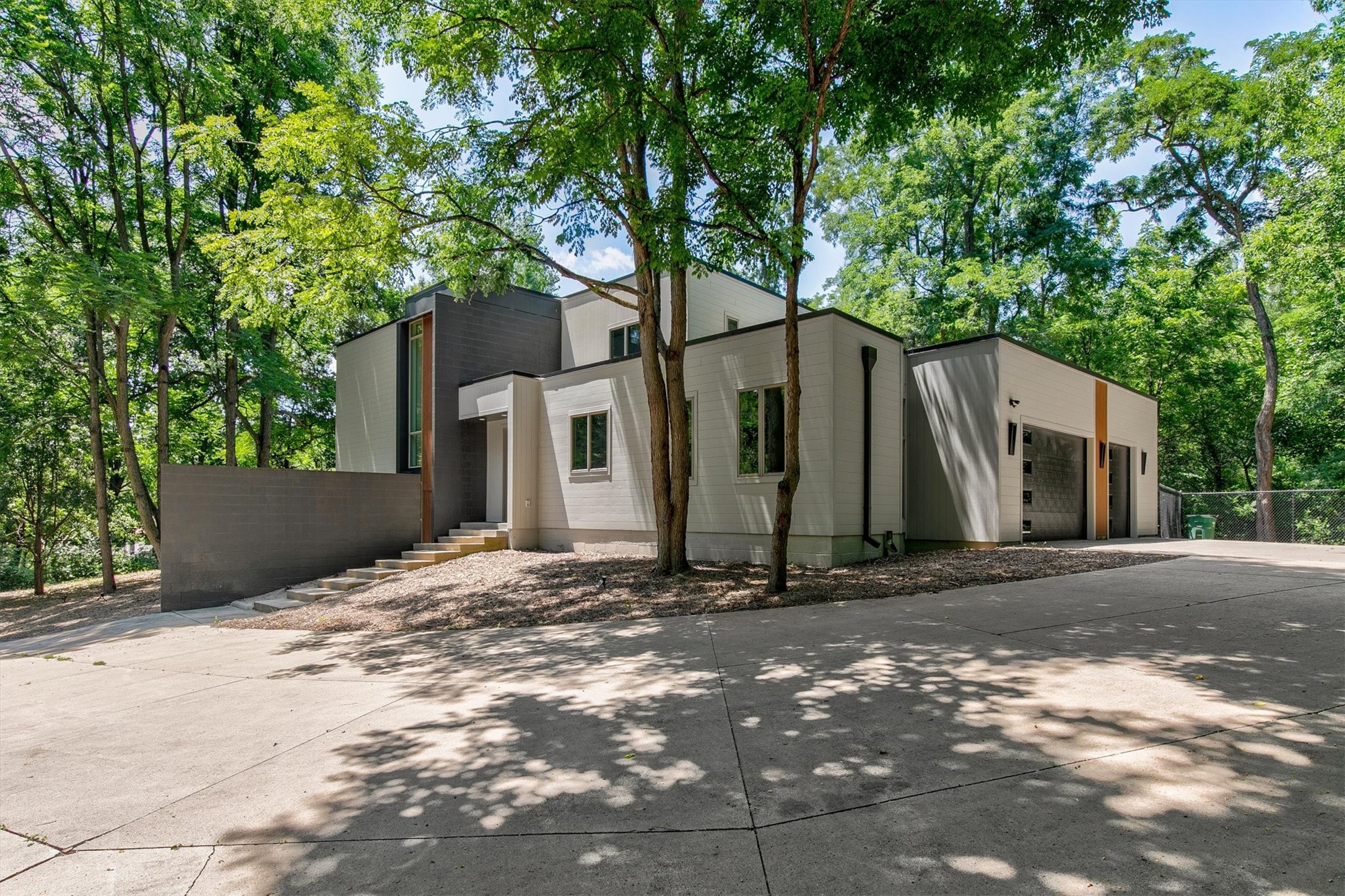 8830 NW 35th Street