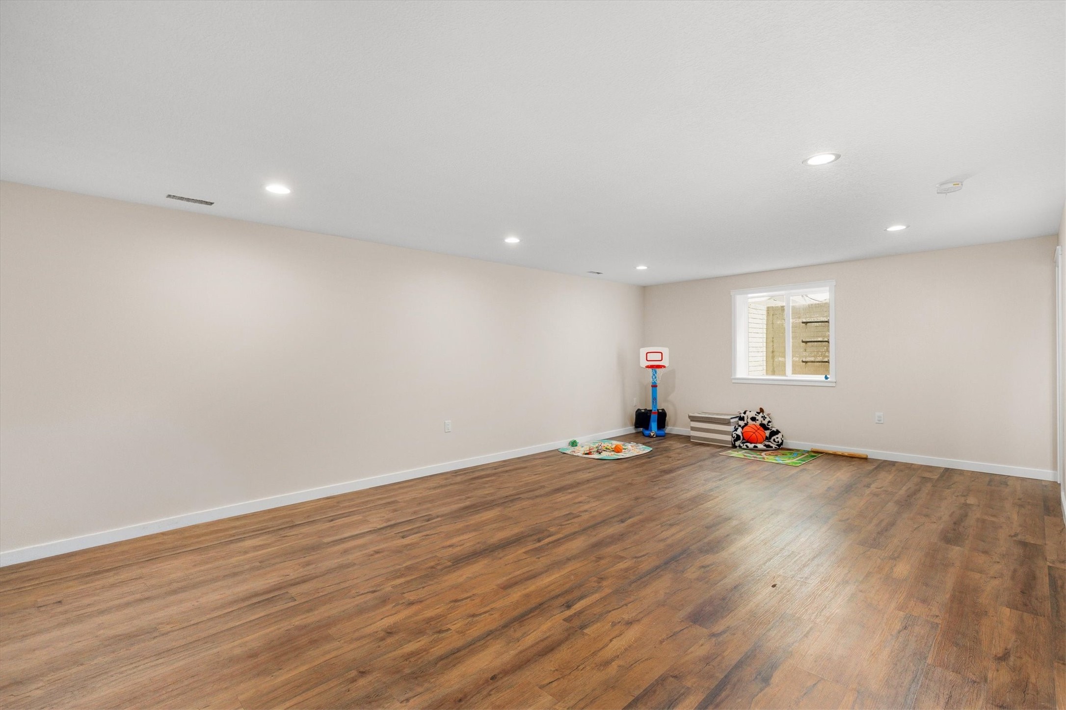 1265 NW Yorktown Drive