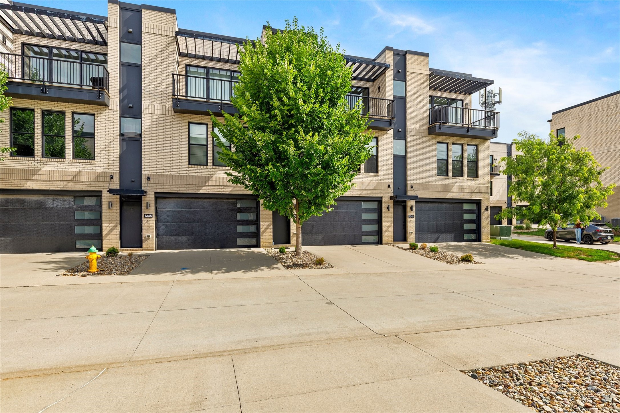 1343 Keosauqua Way