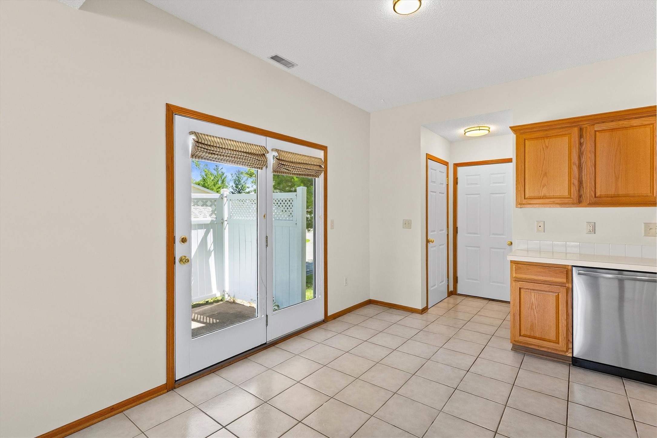 2165 Ridgeview Circle