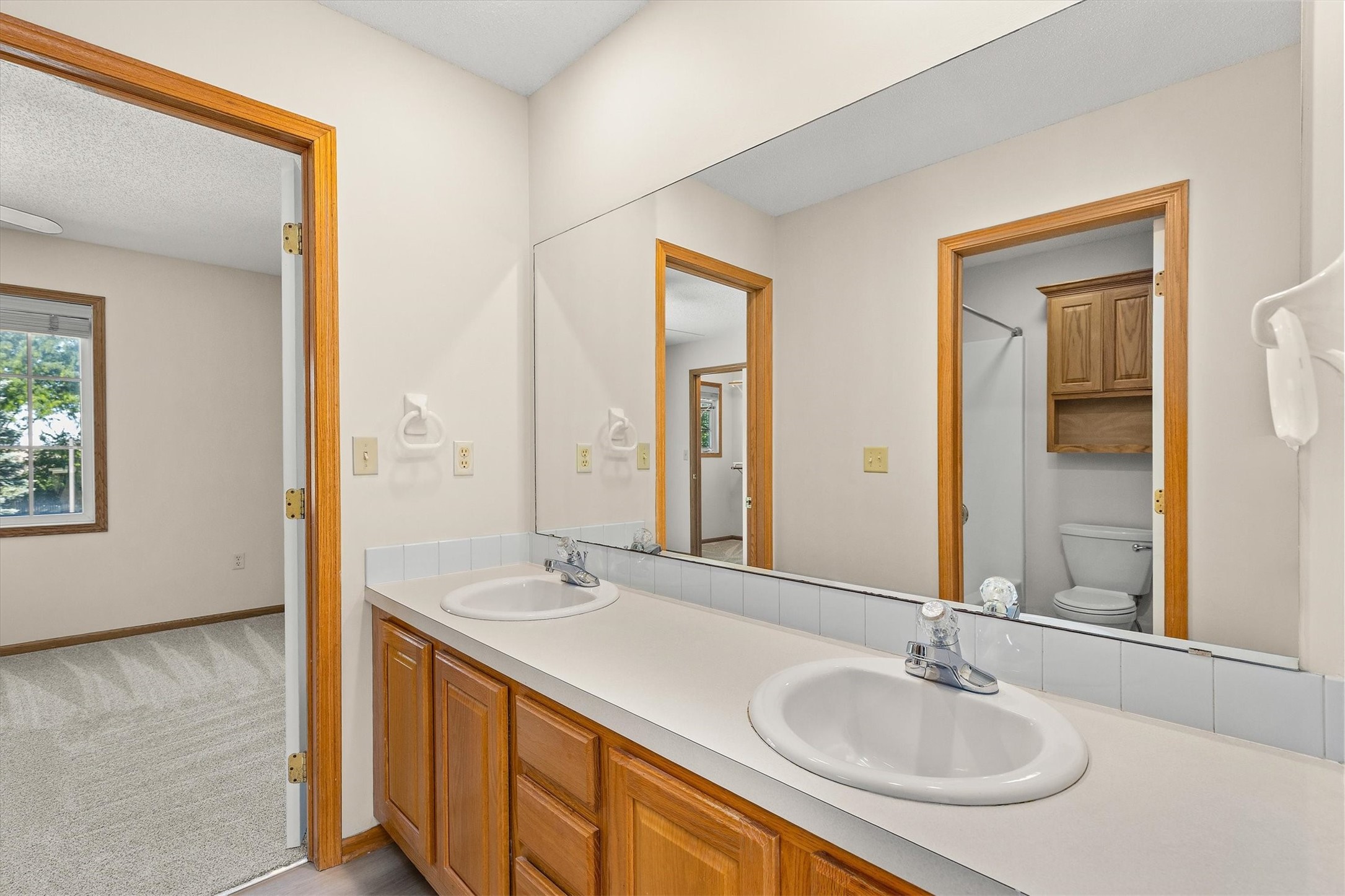 2165 Ridgeview Circle