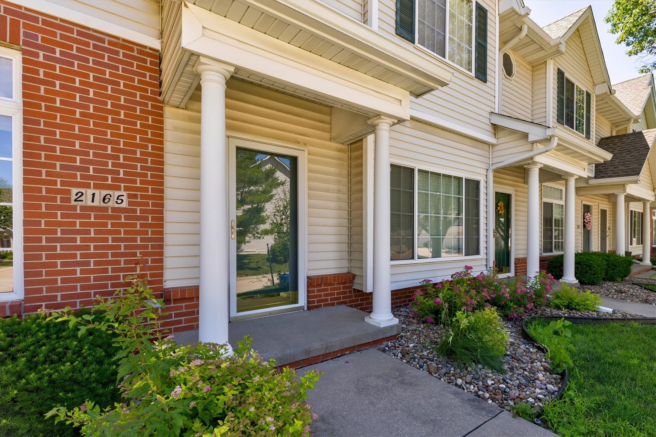 2165 Ridgeview Circle