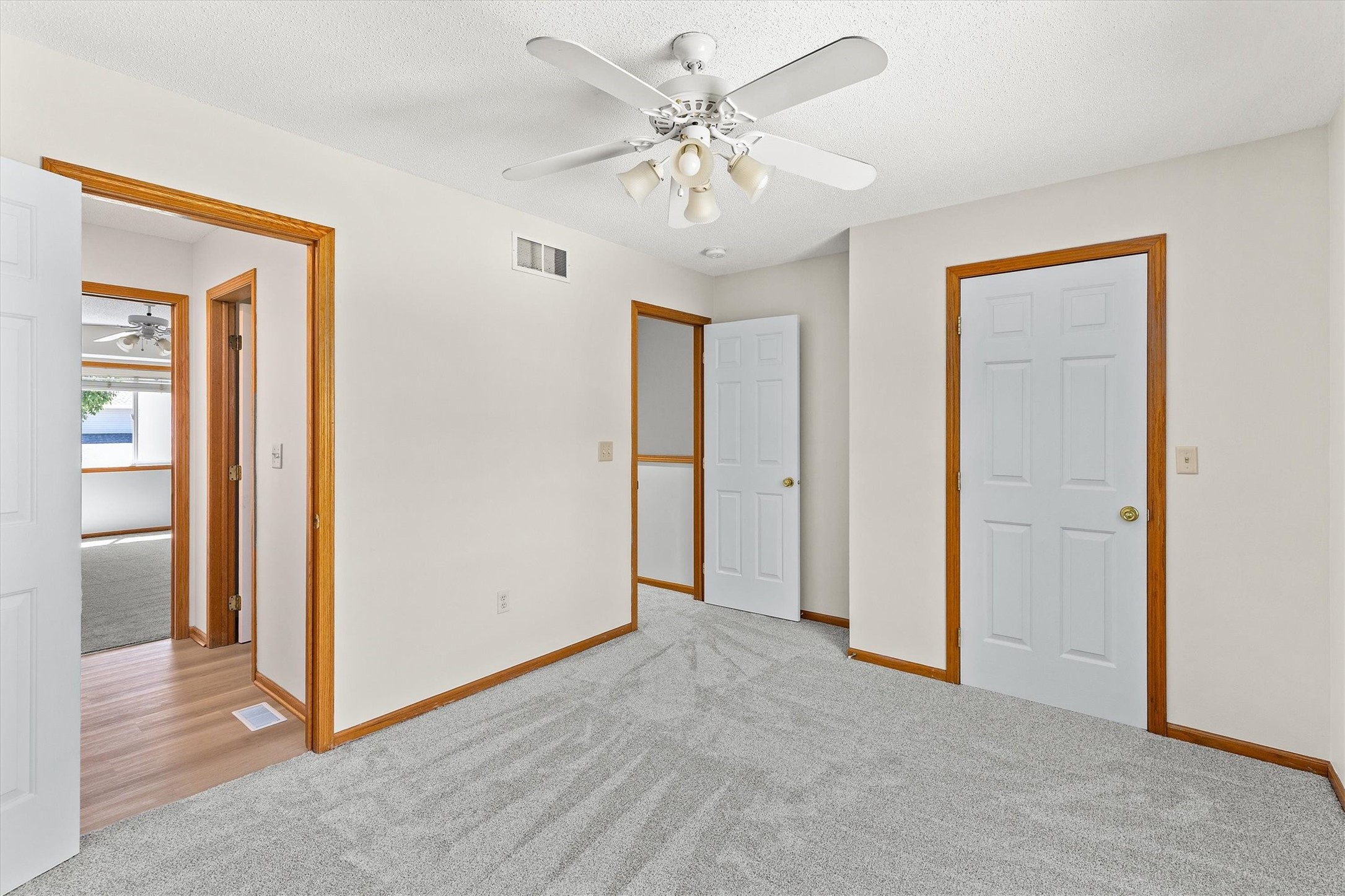 2165 Ridgeview Circle