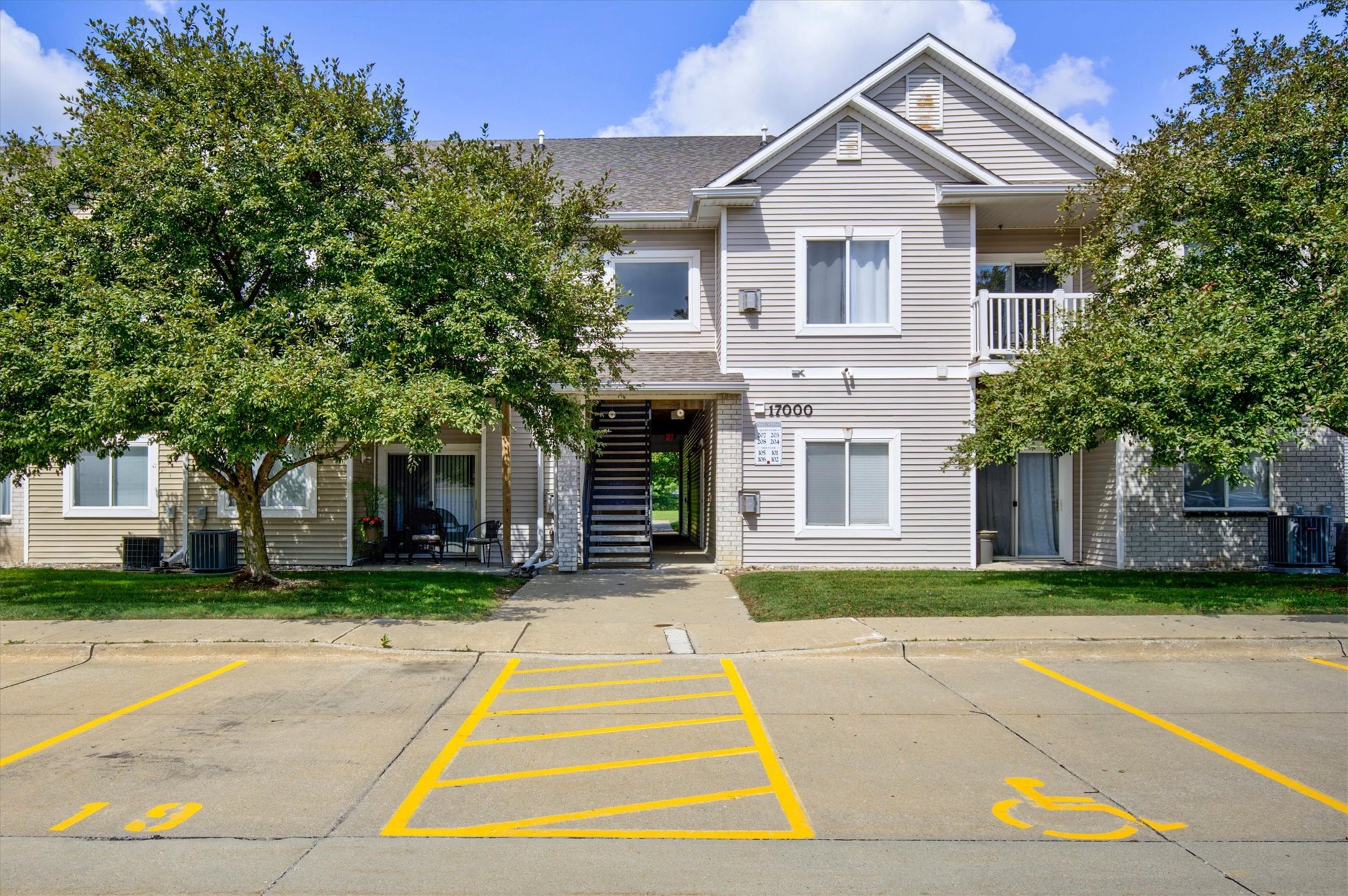 8601 Westown Parkway 17207
