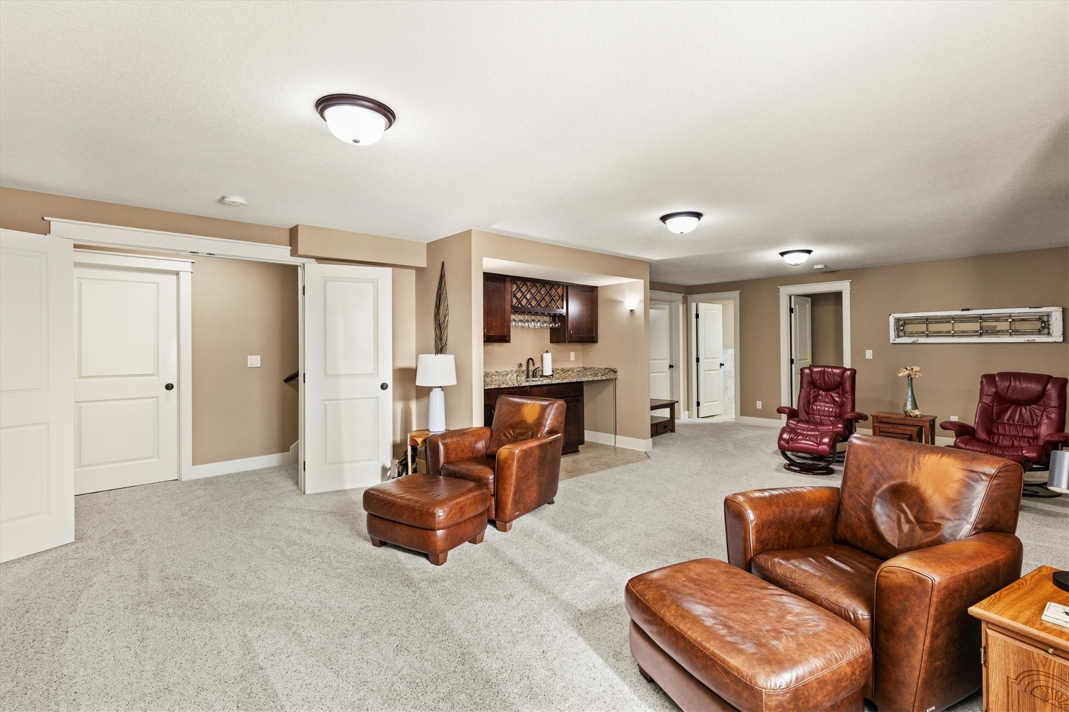 2505 NE Ewing Court