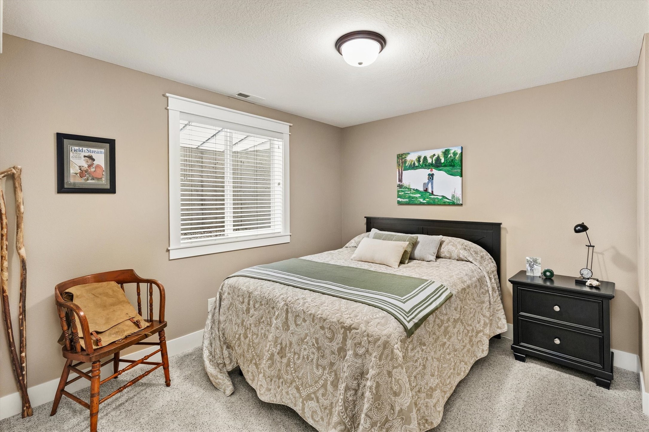 2505 NE Ewing Court