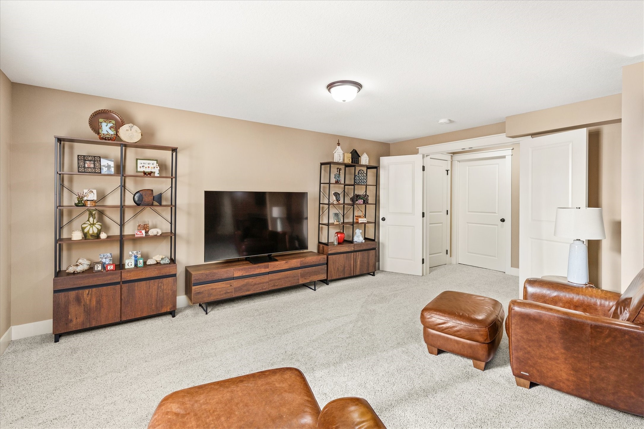 2505 NE Ewing Court