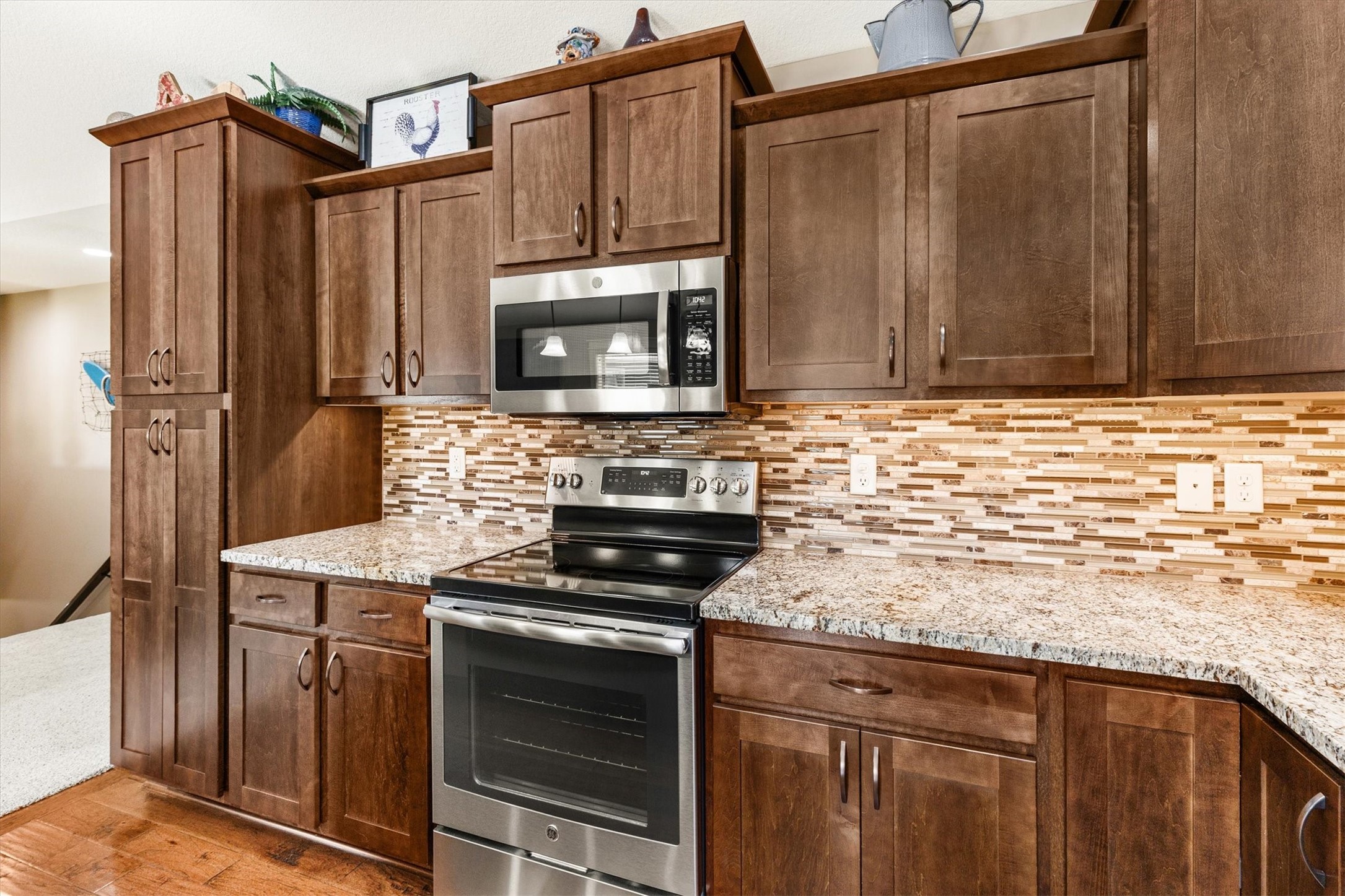 2505 NE Ewing Court
