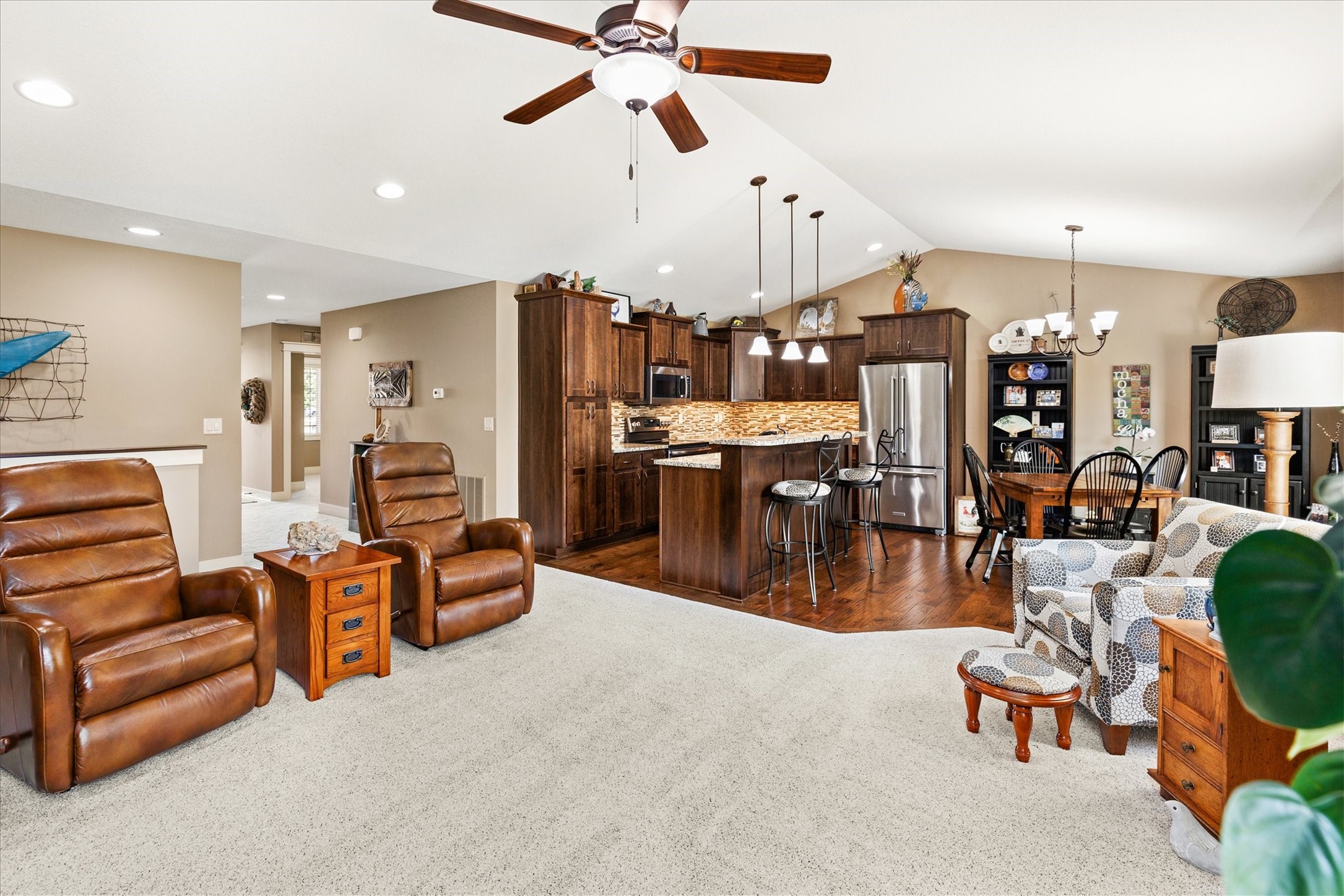 2505 NE Ewing Court