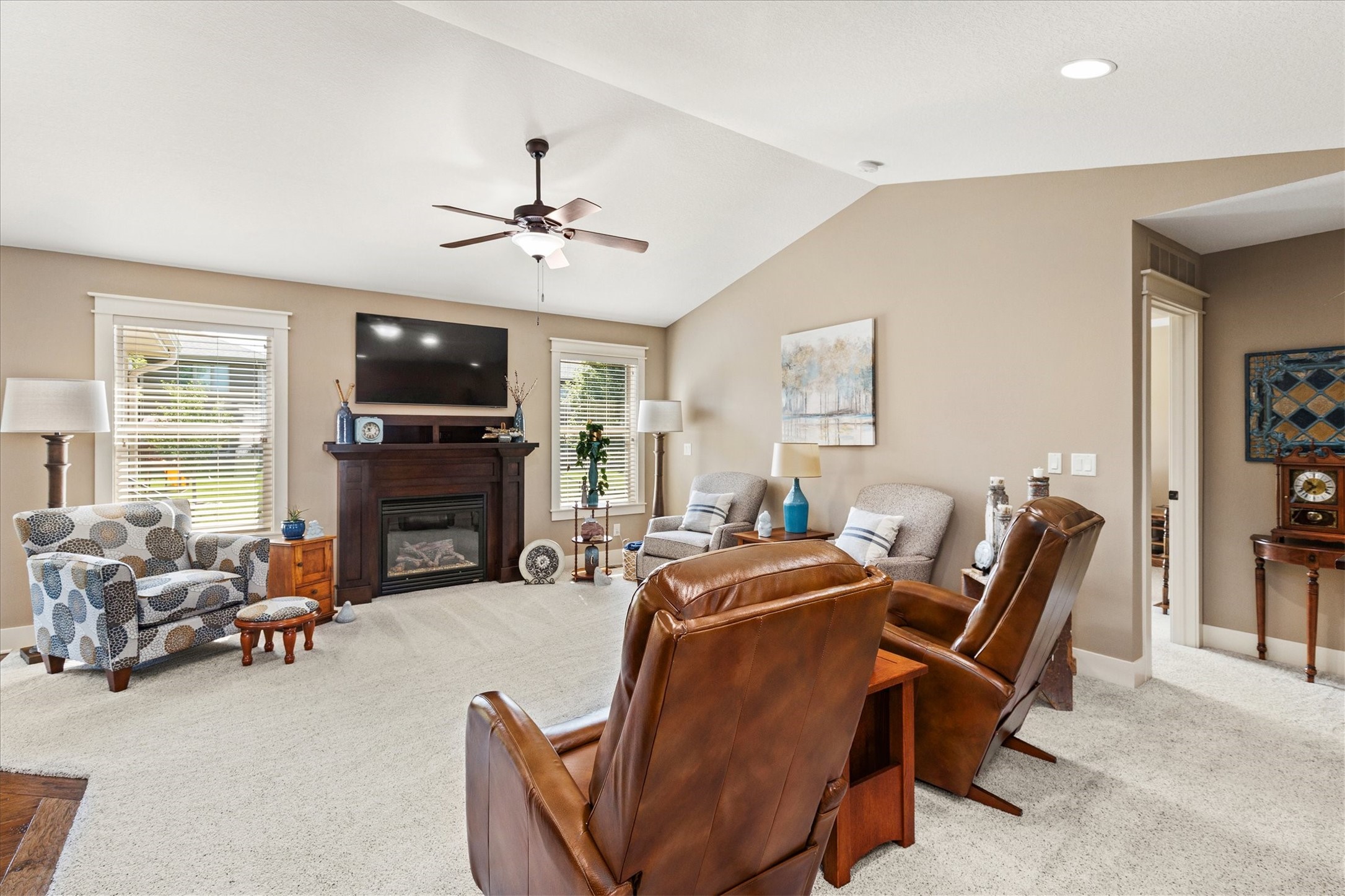 2505 NE Ewing Court