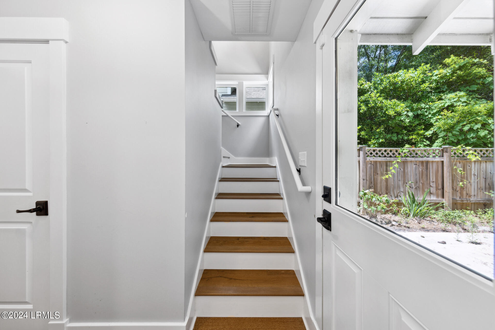 625 Spanish Wells Road Unit: 5