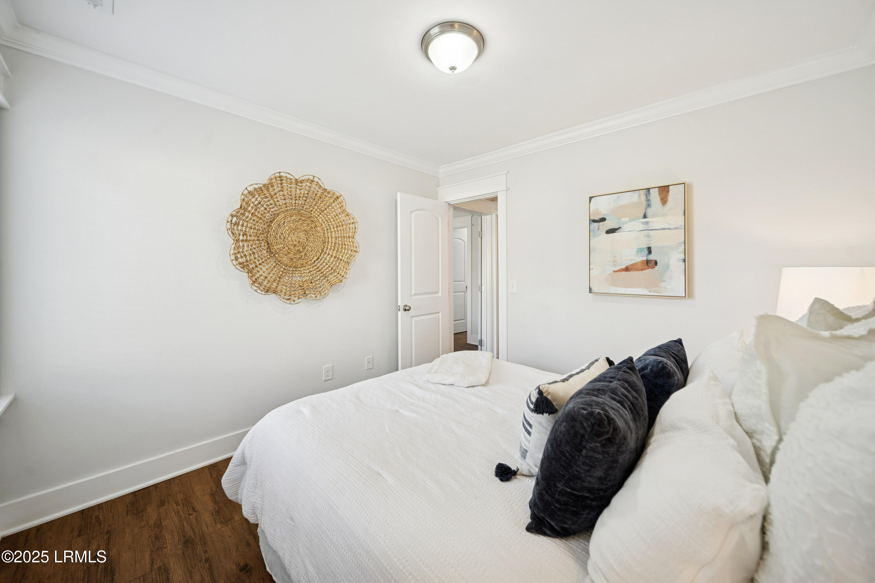 53 Delander Court 18