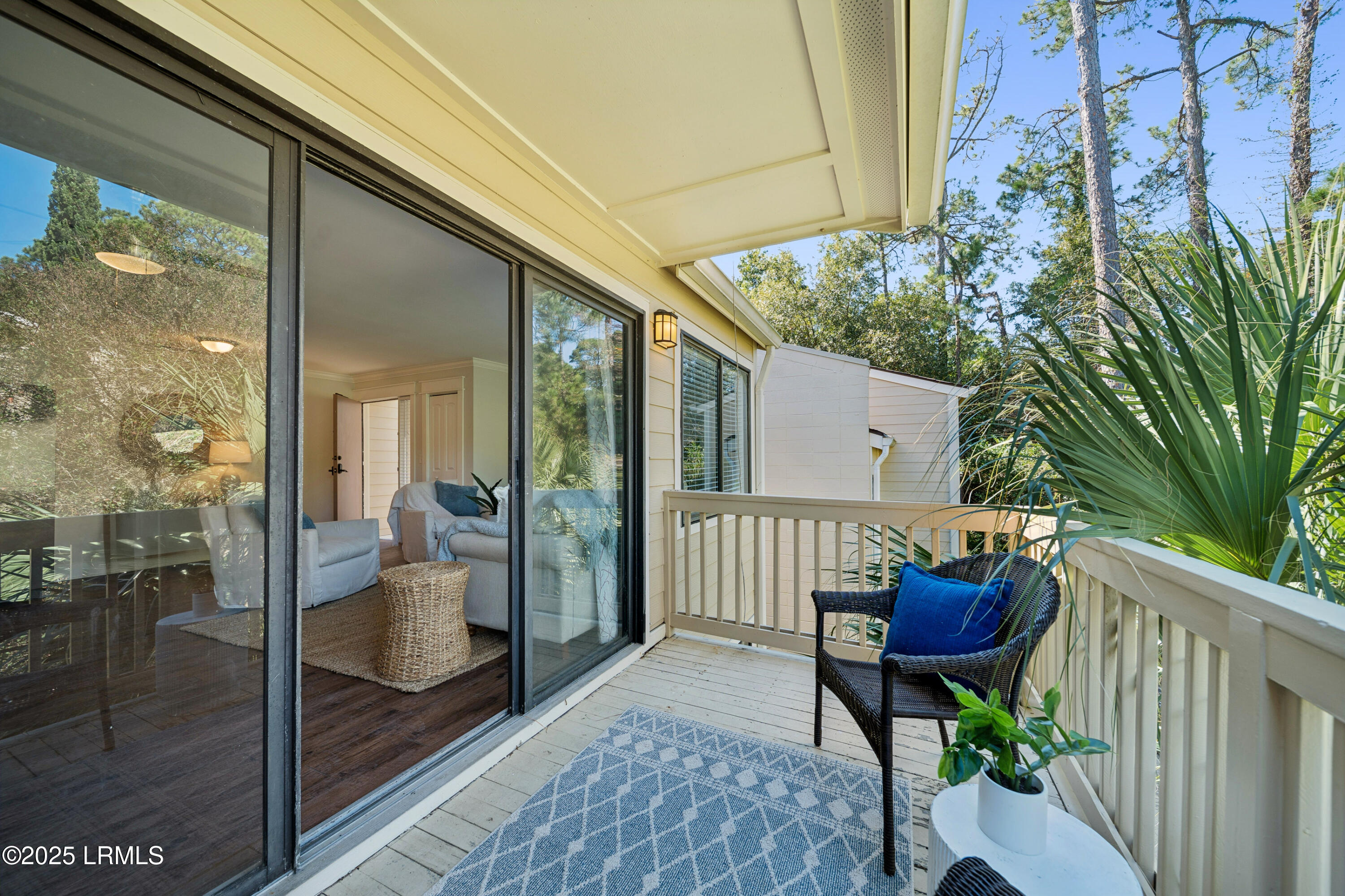 53 Delander Court 18