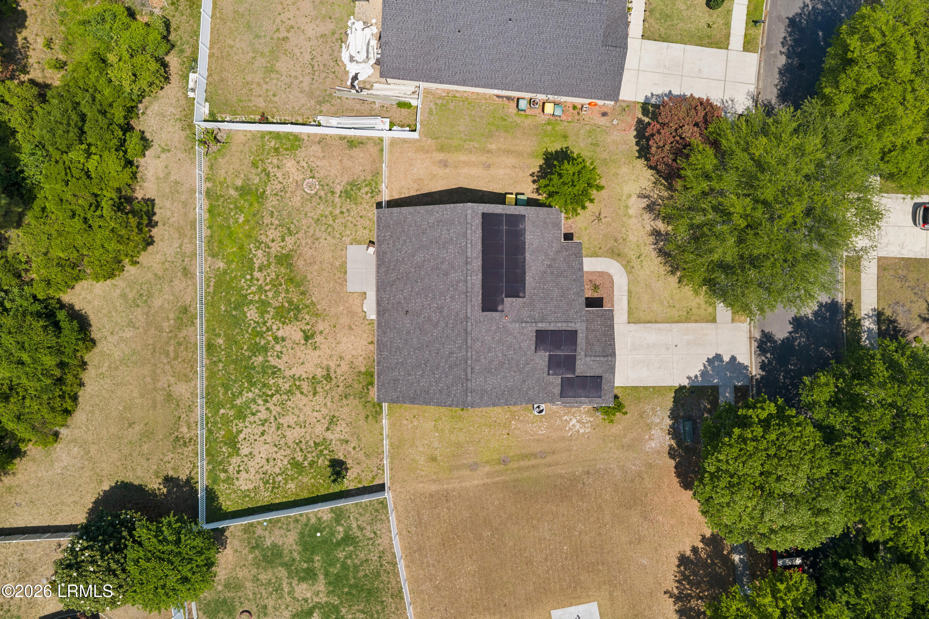 3 Lakeside Drive