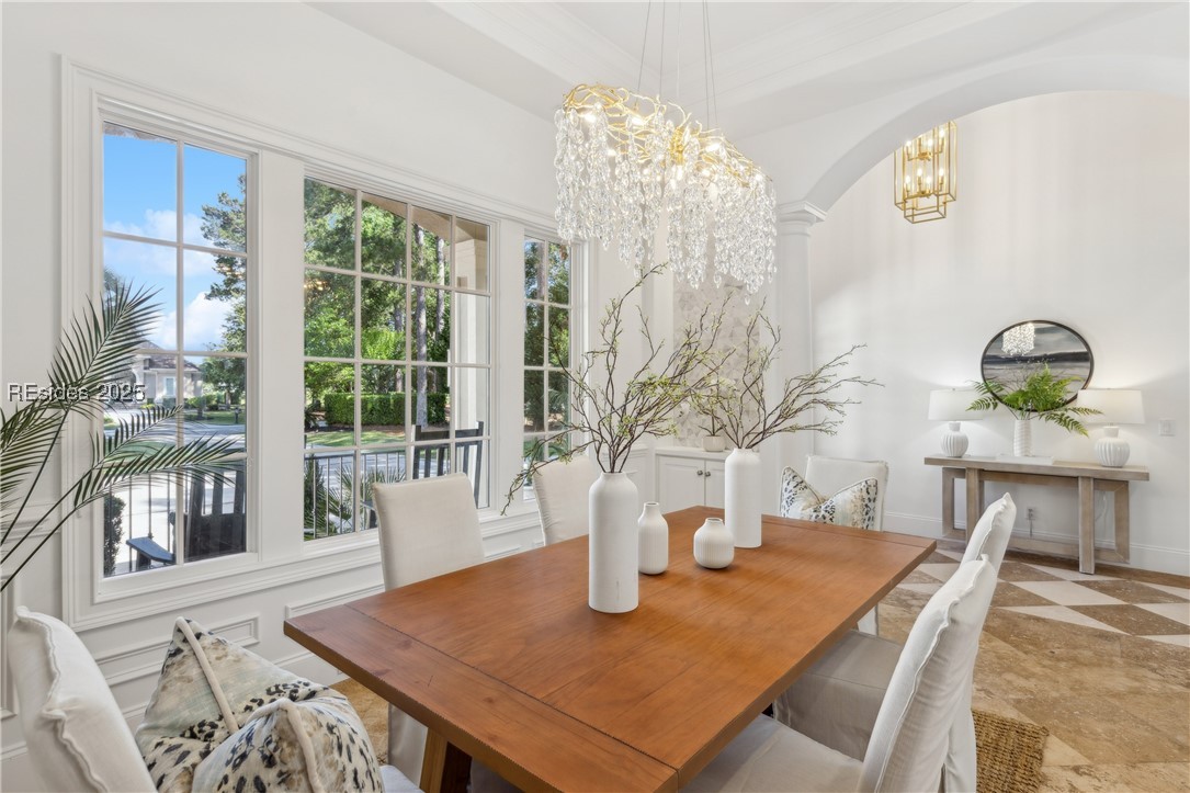 43 Hampton Hall Boulevard