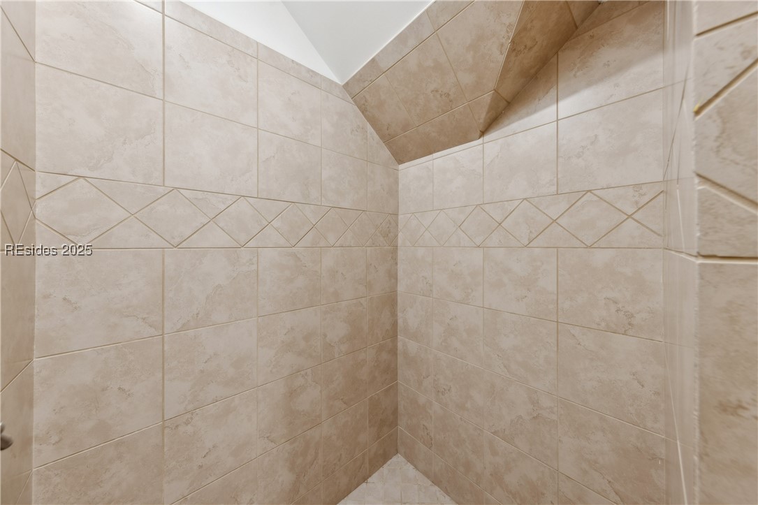 43 Hampton Hall Boulevard