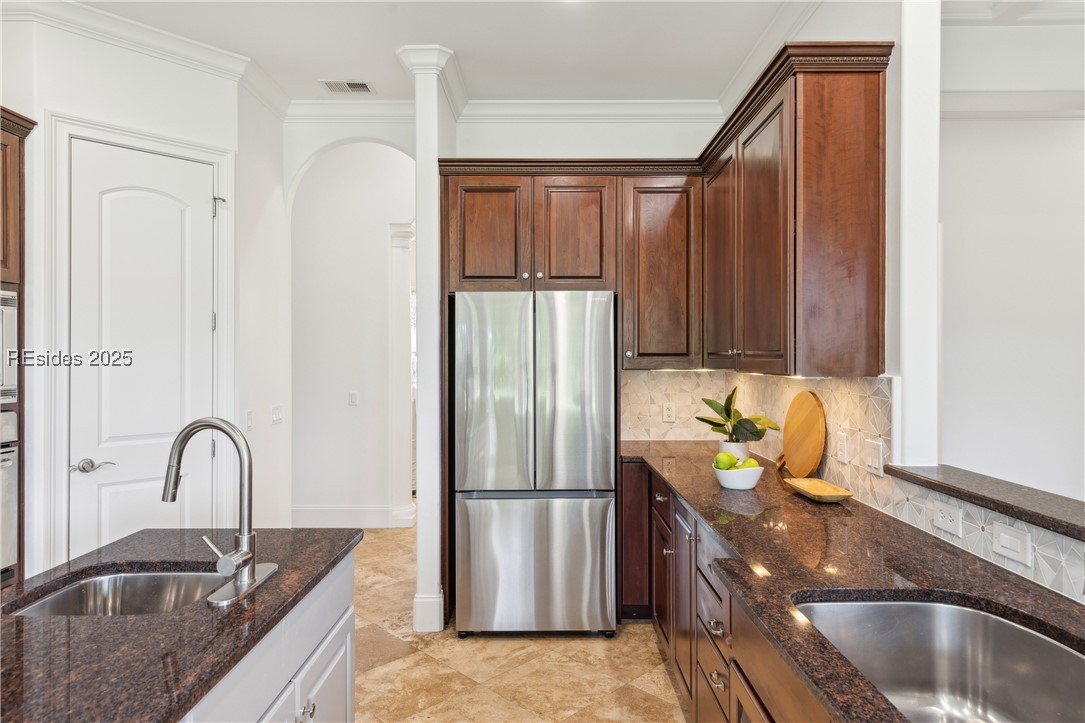 43 Hampton Hall Boulevard