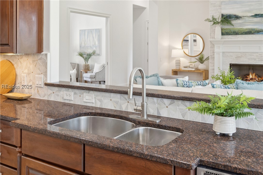 43 Hampton Hall Boulevard