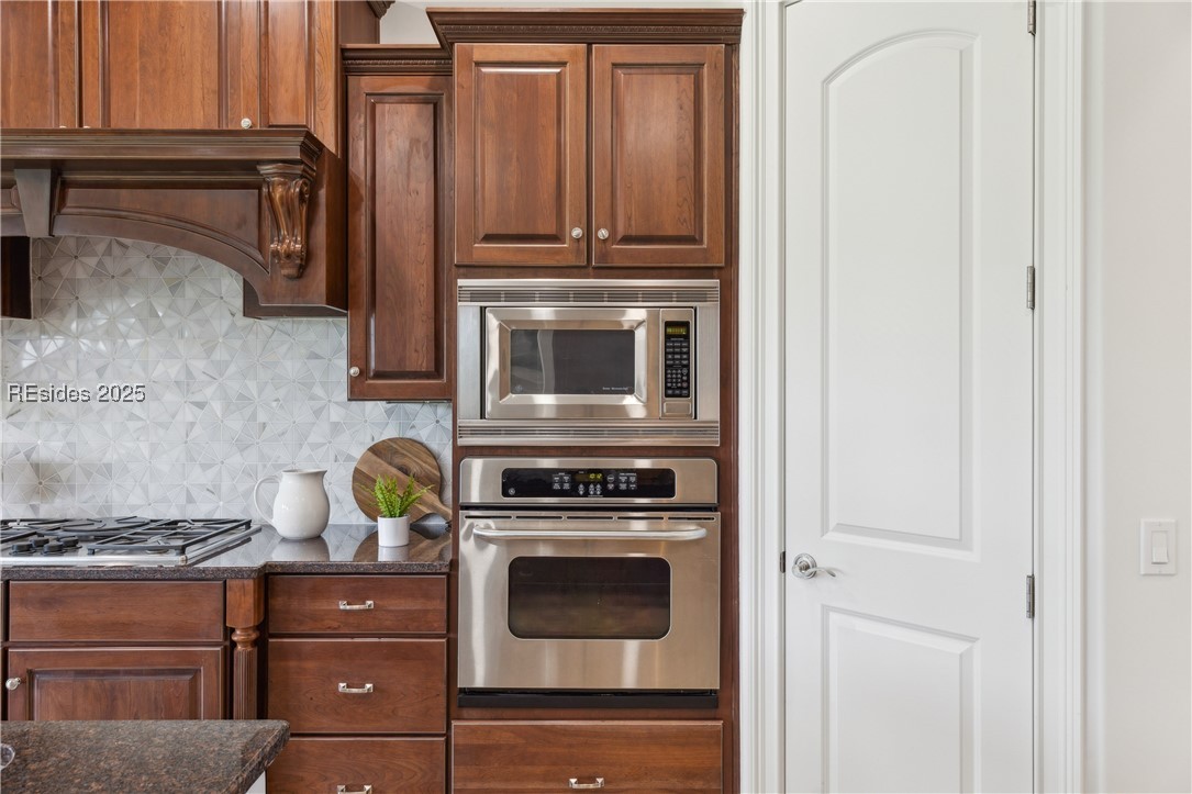 43 Hampton Hall Boulevard