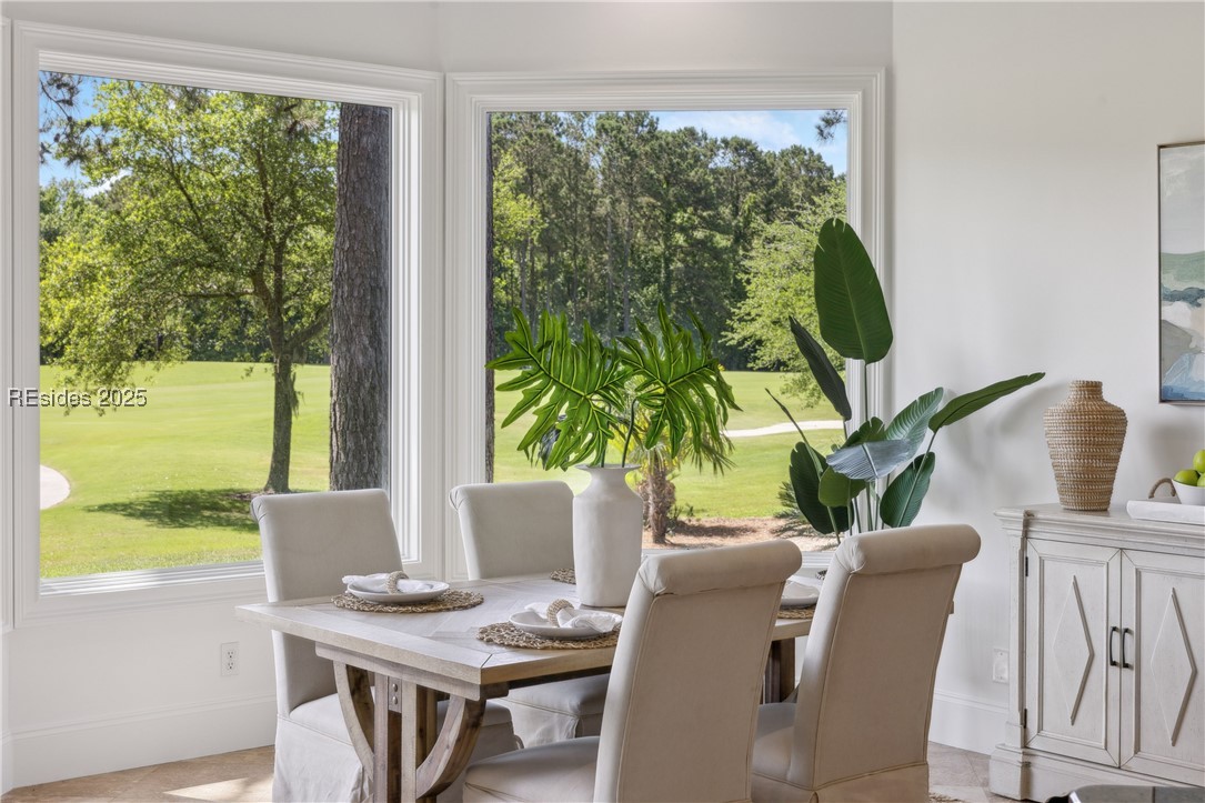 43 Hampton Hall Boulevard