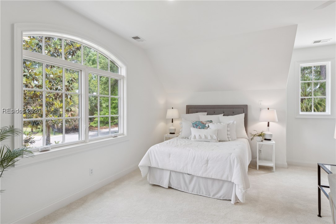 43 Hampton Hall Boulevard