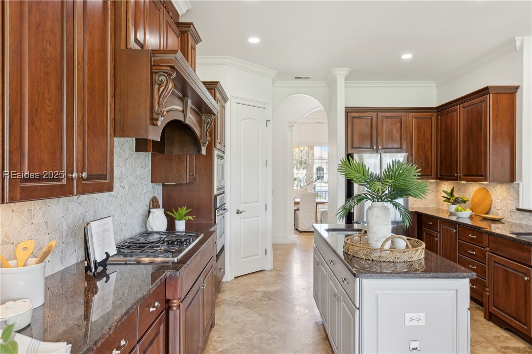 43 Hampton Hall Boulevard