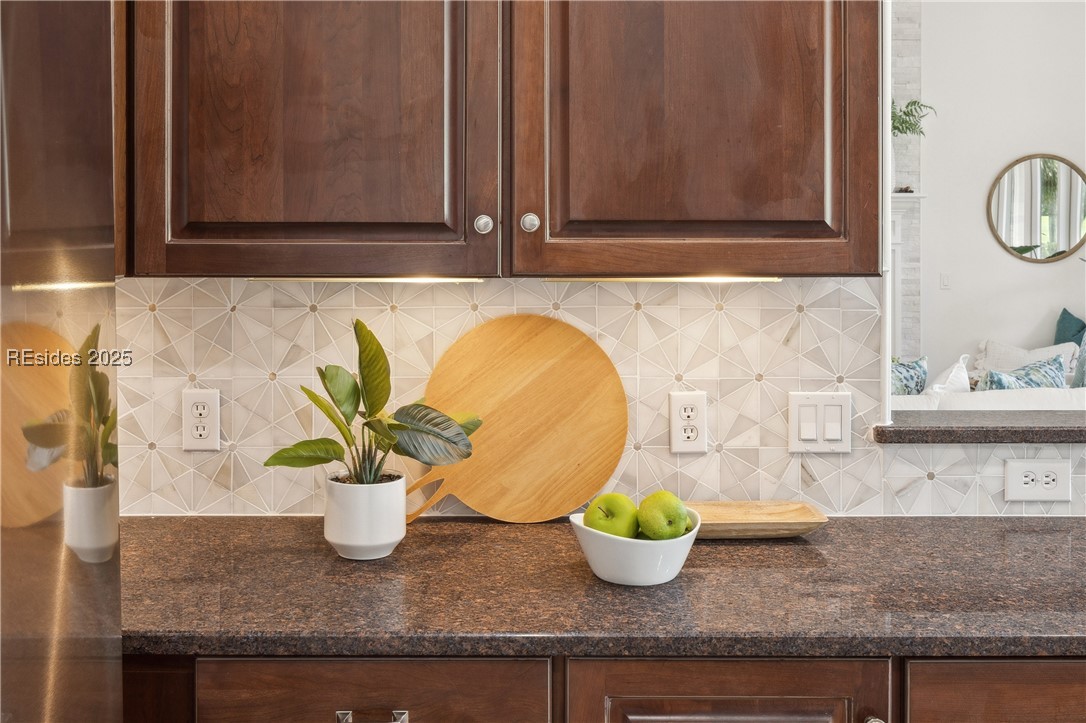 43 Hampton Hall Boulevard