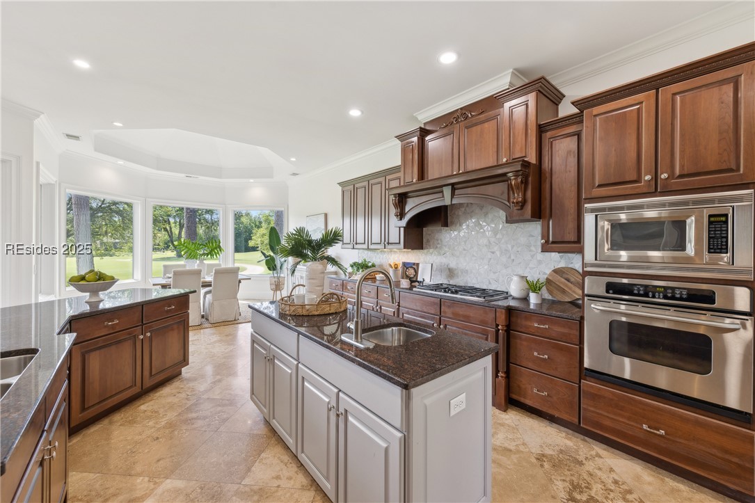 43 Hampton Hall Boulevard