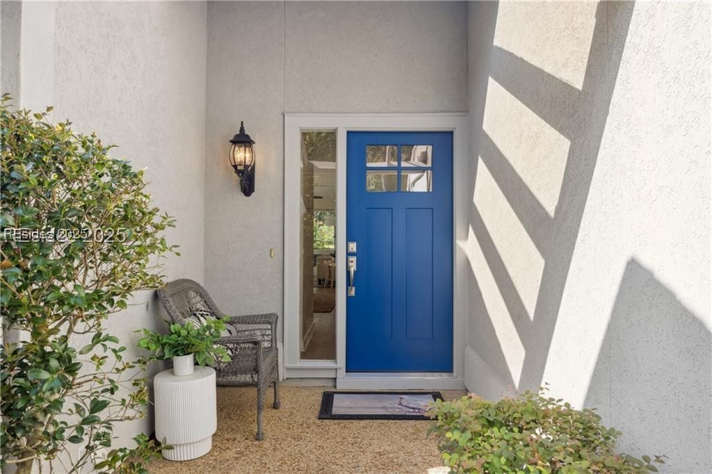 1 High Bluff Road Unit: 2006