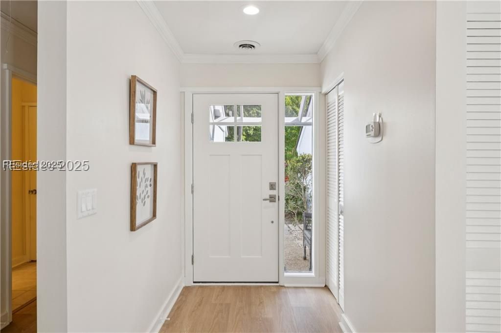 1 High Bluff Road Unit: 2006