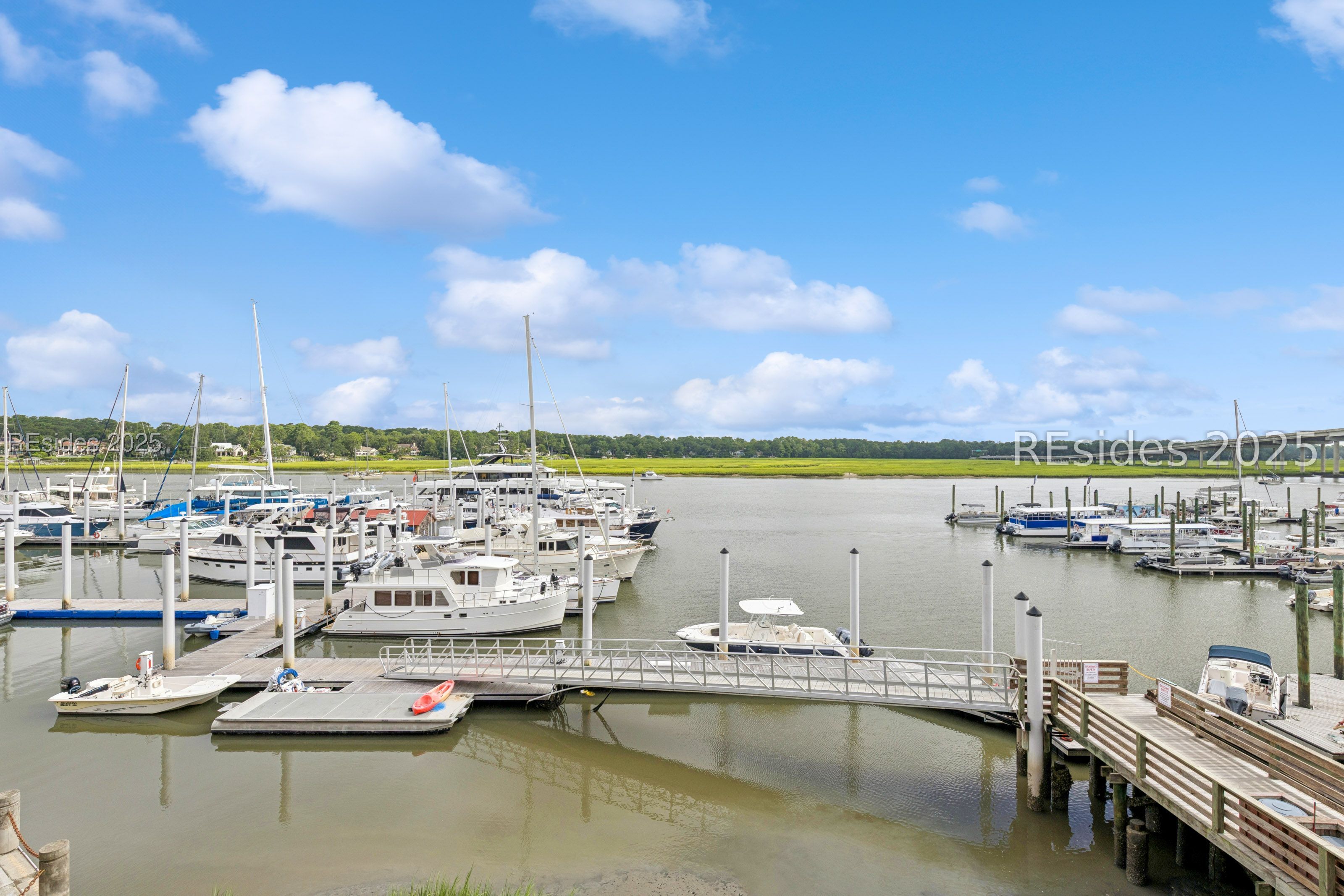 100 HELMSMAN WAY Unit: 312