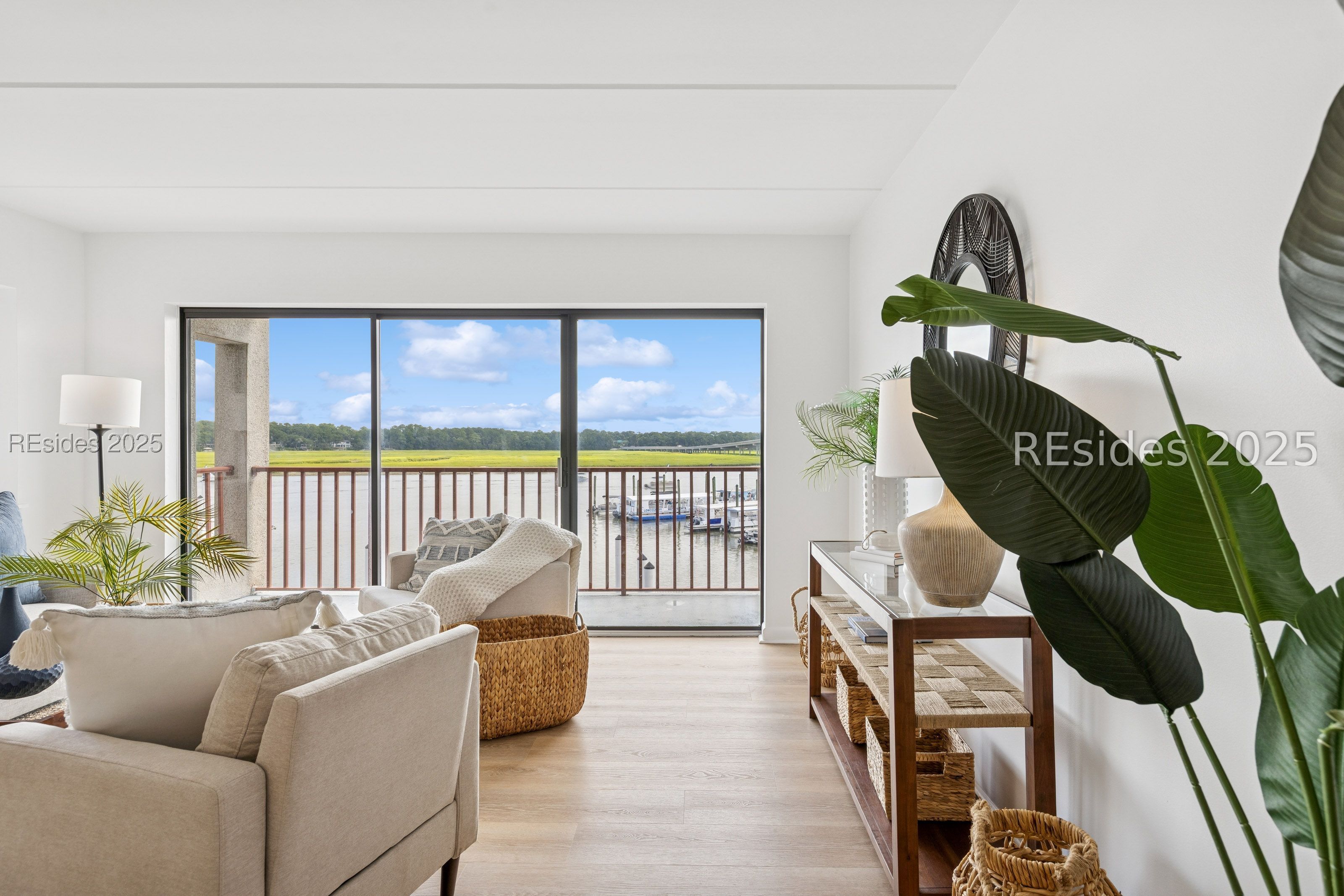 100 HELMSMAN WAY Unit: 312