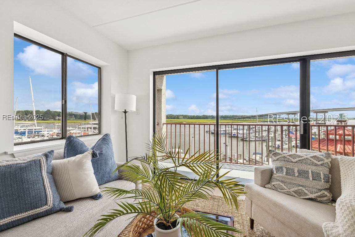 100 HELMSMAN WAY Unit: 312