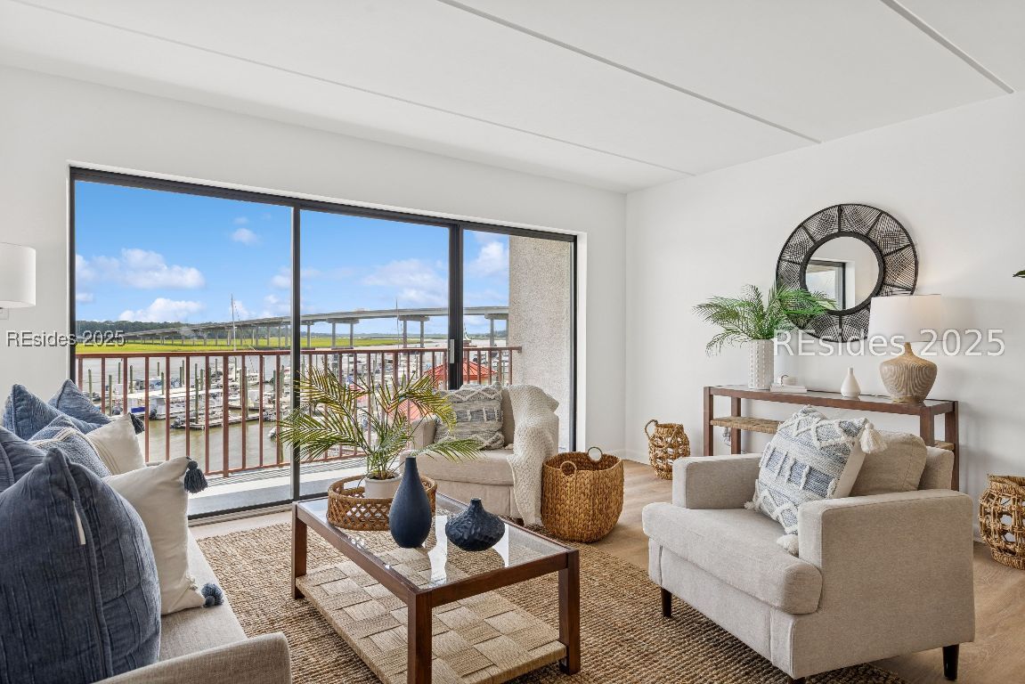 100 HELMSMAN WAY Unit: 312