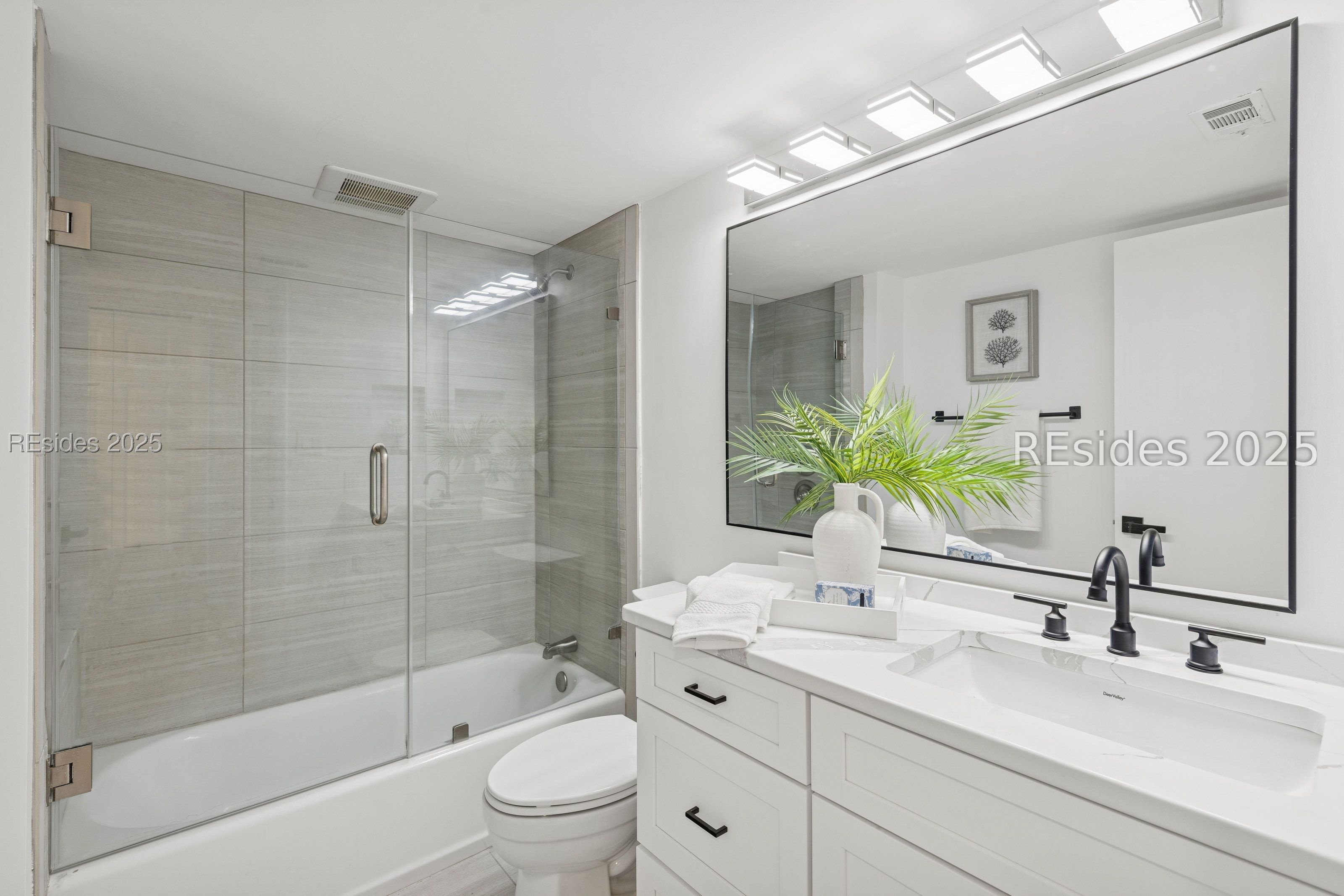 100 HELMSMAN WAY Unit: 312