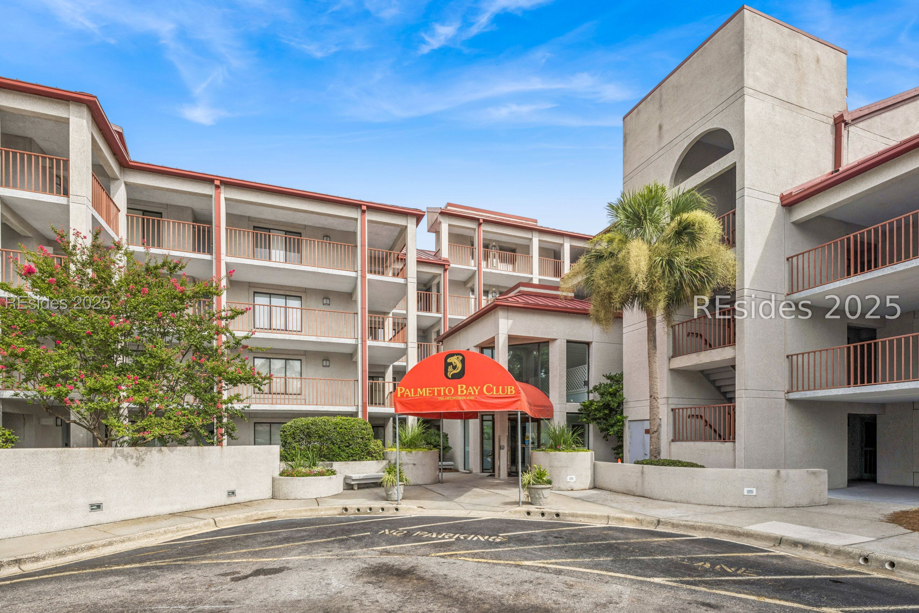 100 HELMSMAN WAY Unit: 312