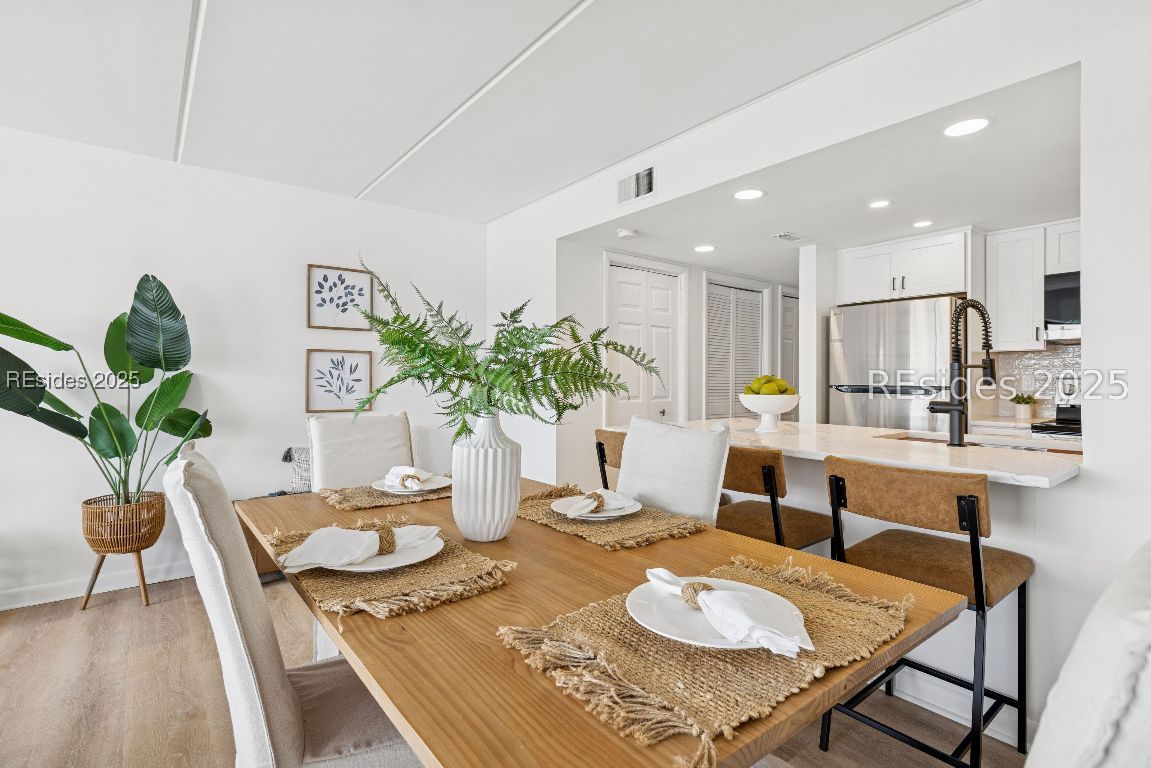 100 HELMSMAN WAY Unit: 312