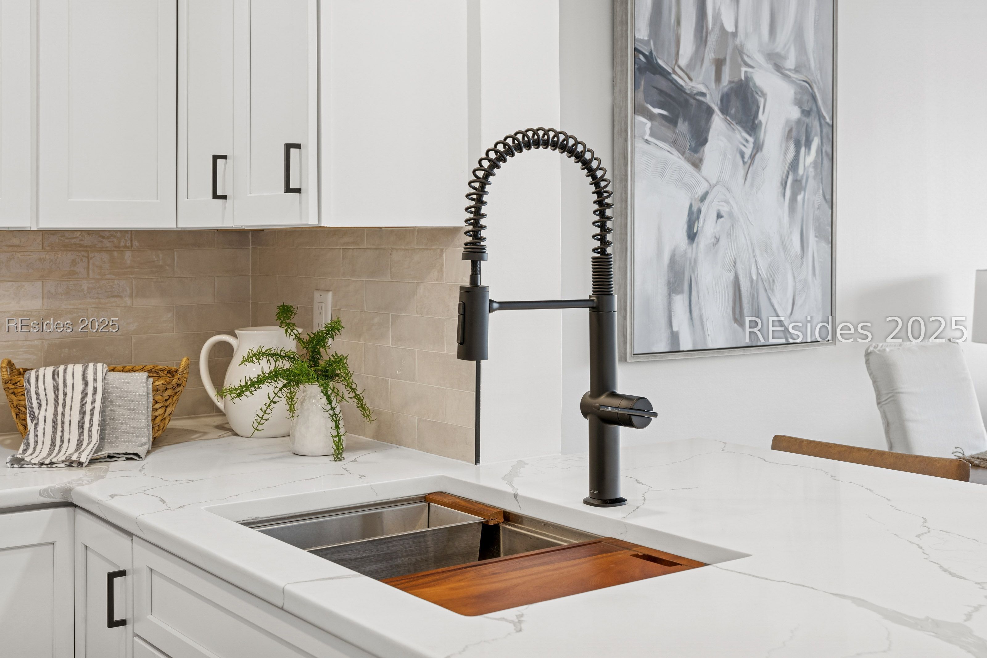 100 HELMSMAN WAY Unit: 312