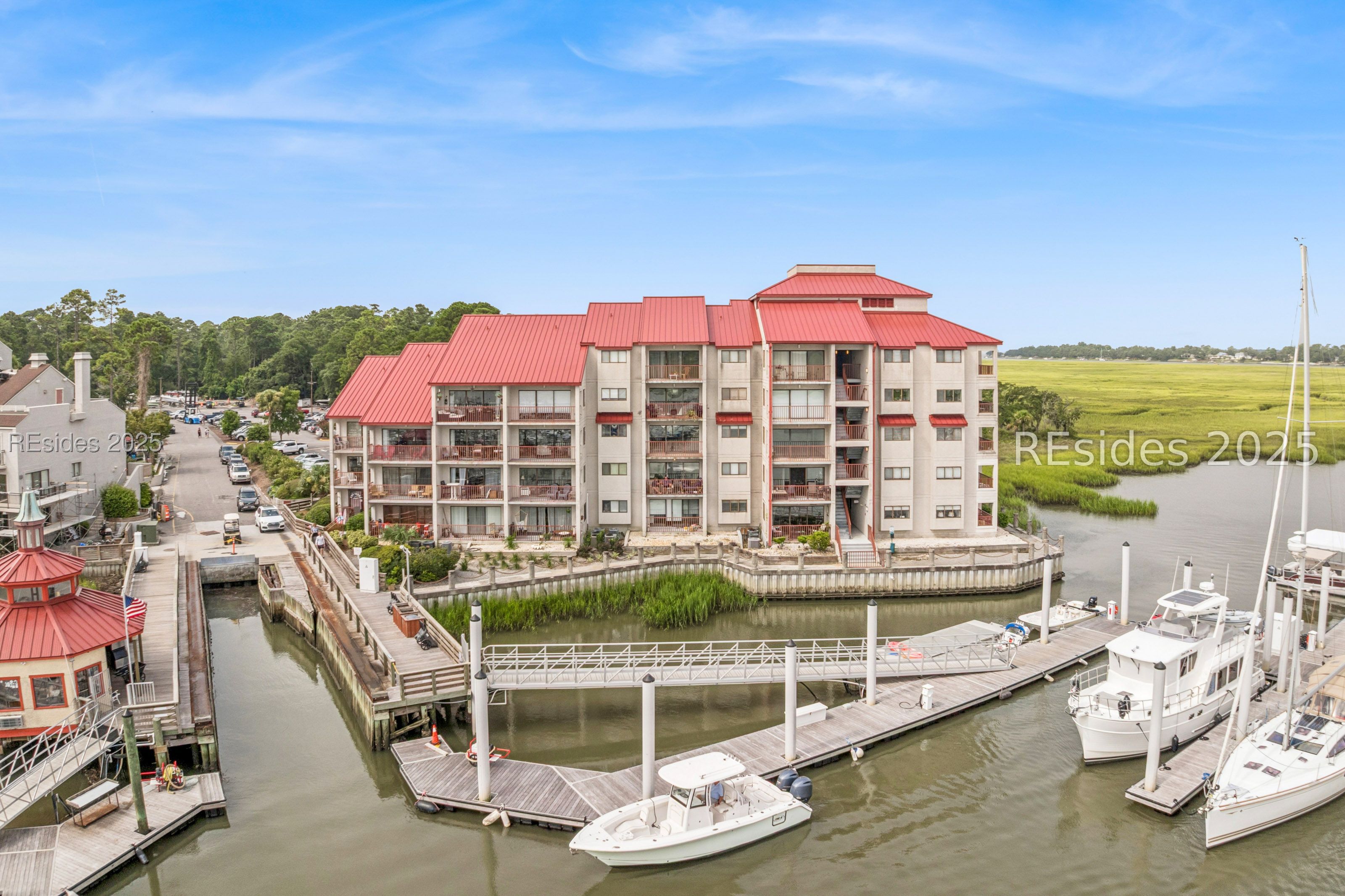 100 HELMSMAN WAY Unit: 312