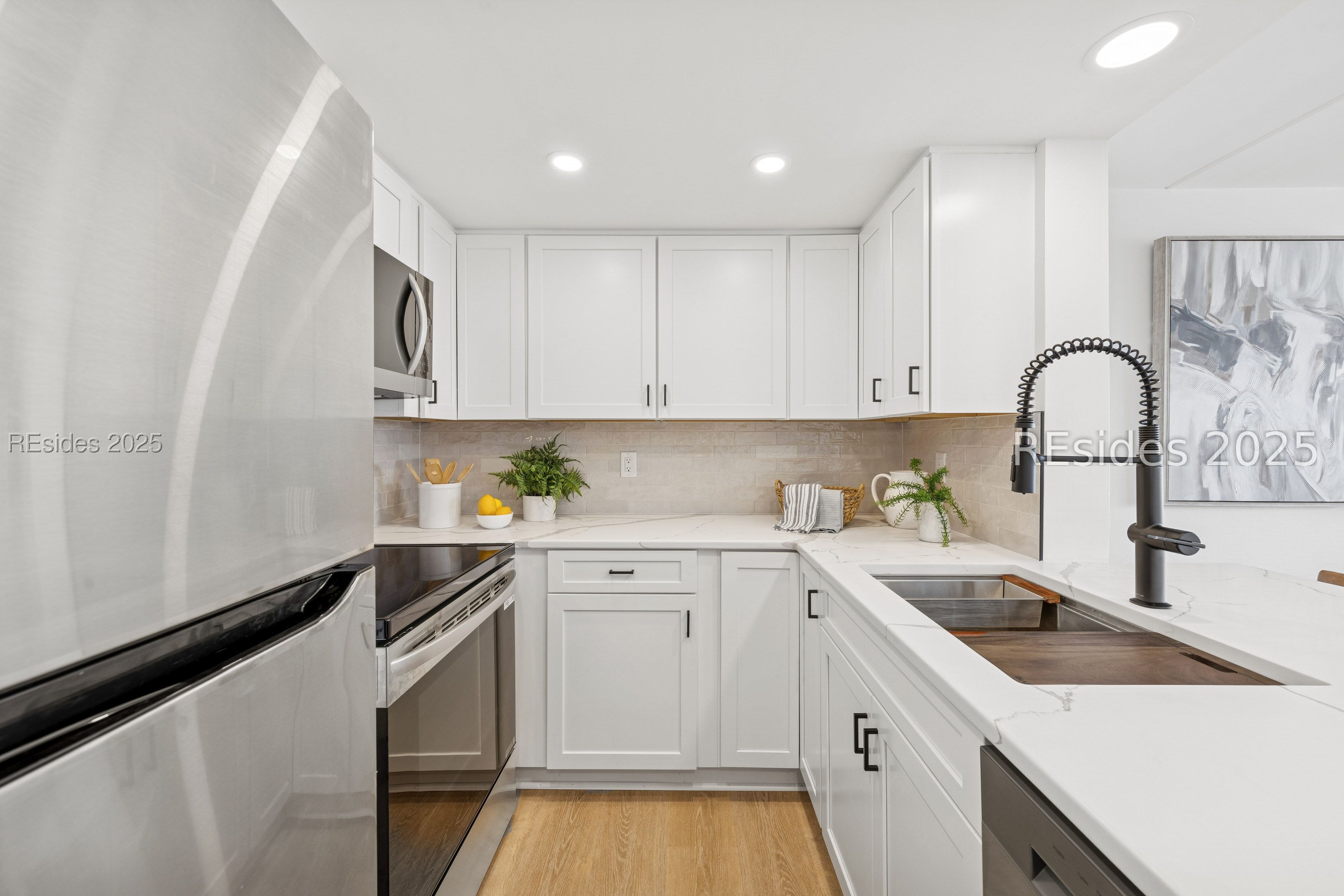 100 HELMSMAN WAY Unit: 312