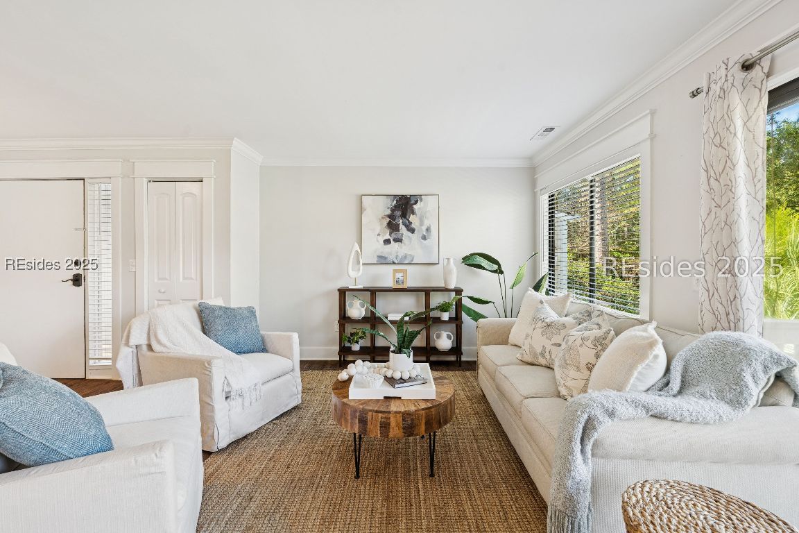 53 Delander Court Unit: 18