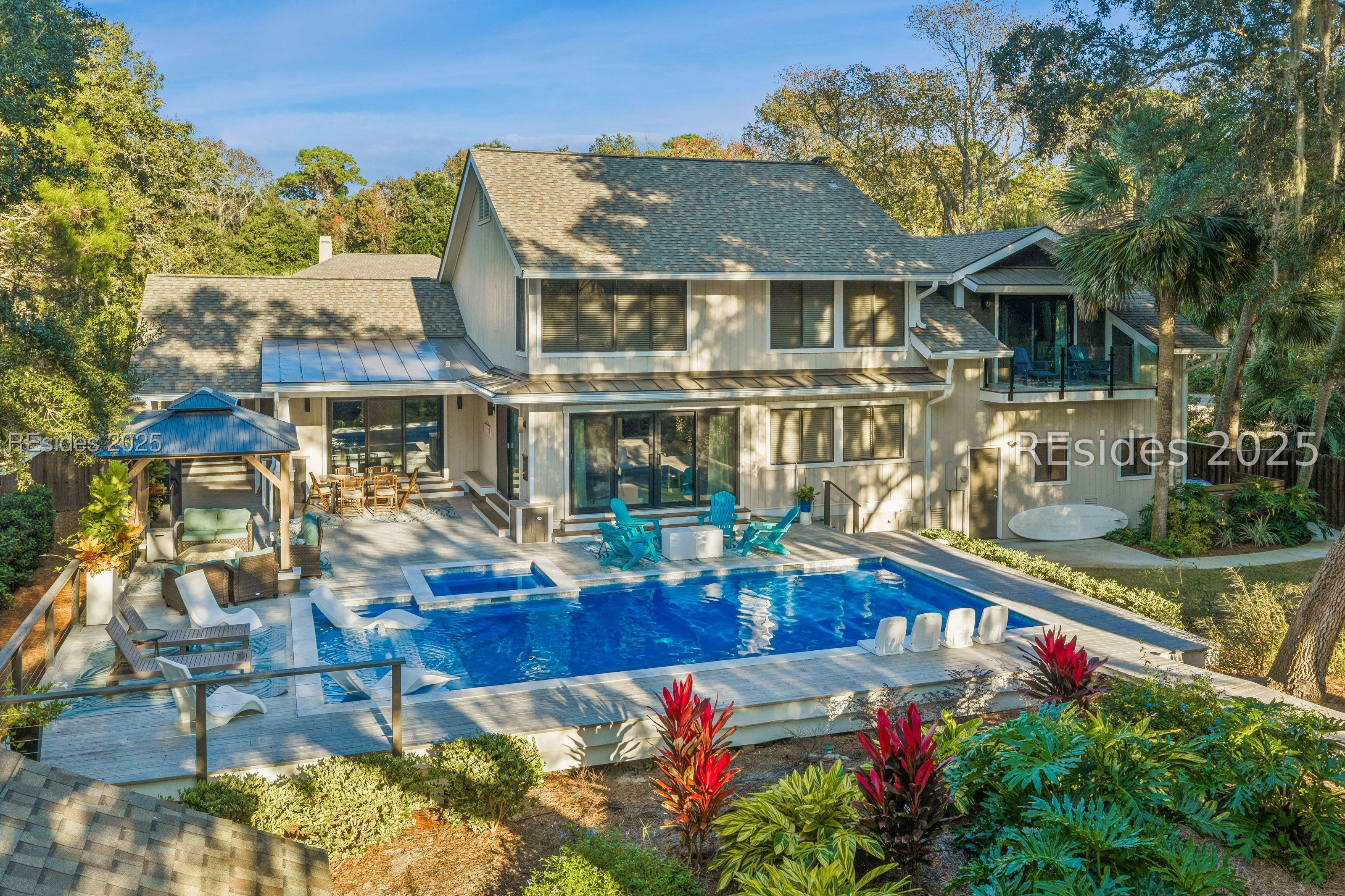 1 Firethorn Lane