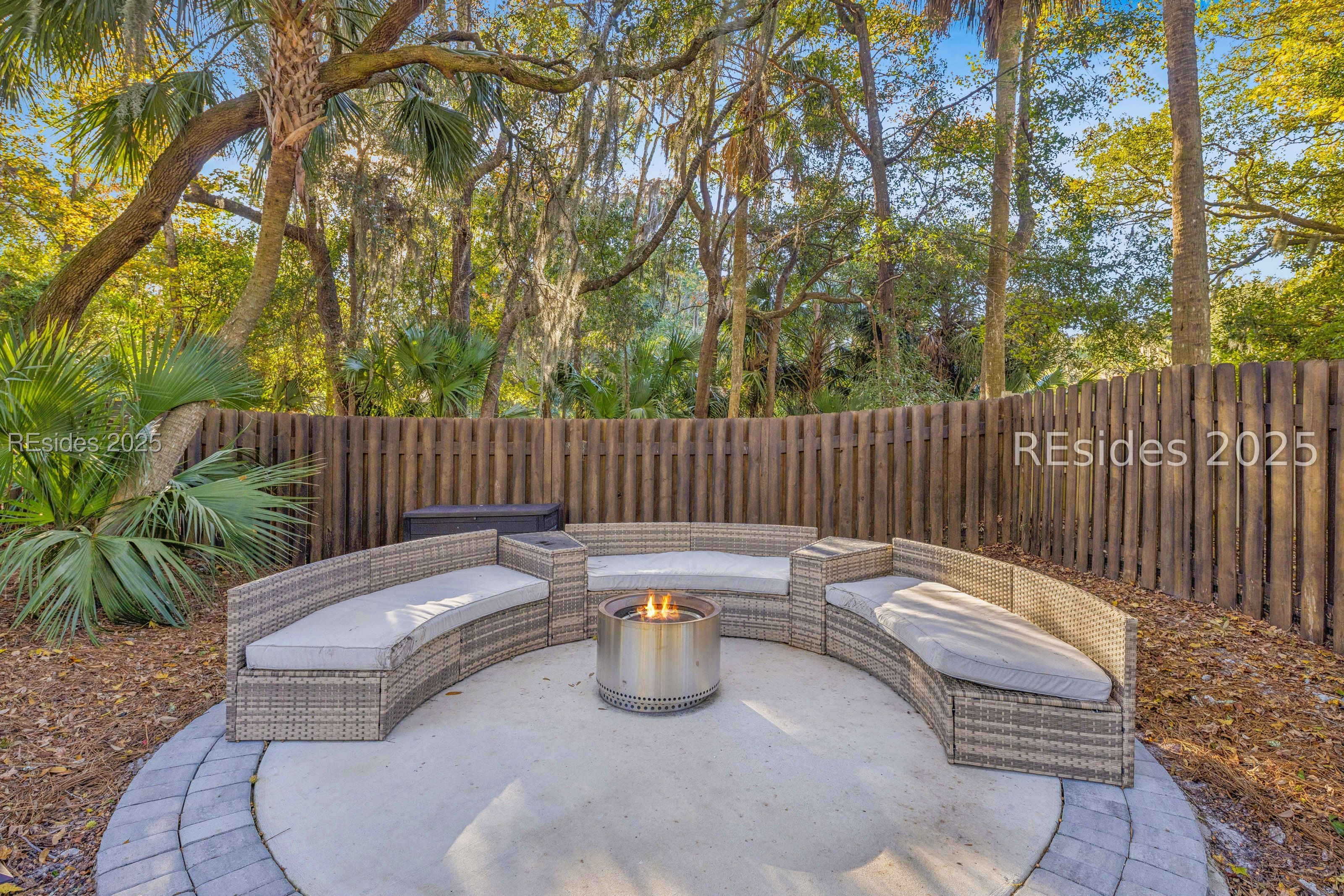 1 Firethorn Lane