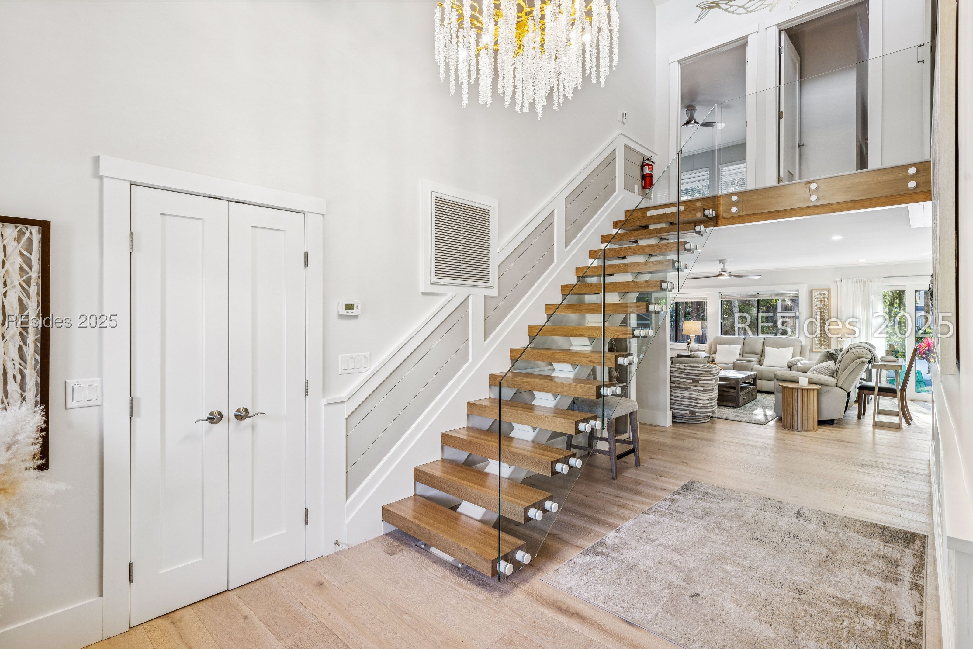 1 Firethorn Lane