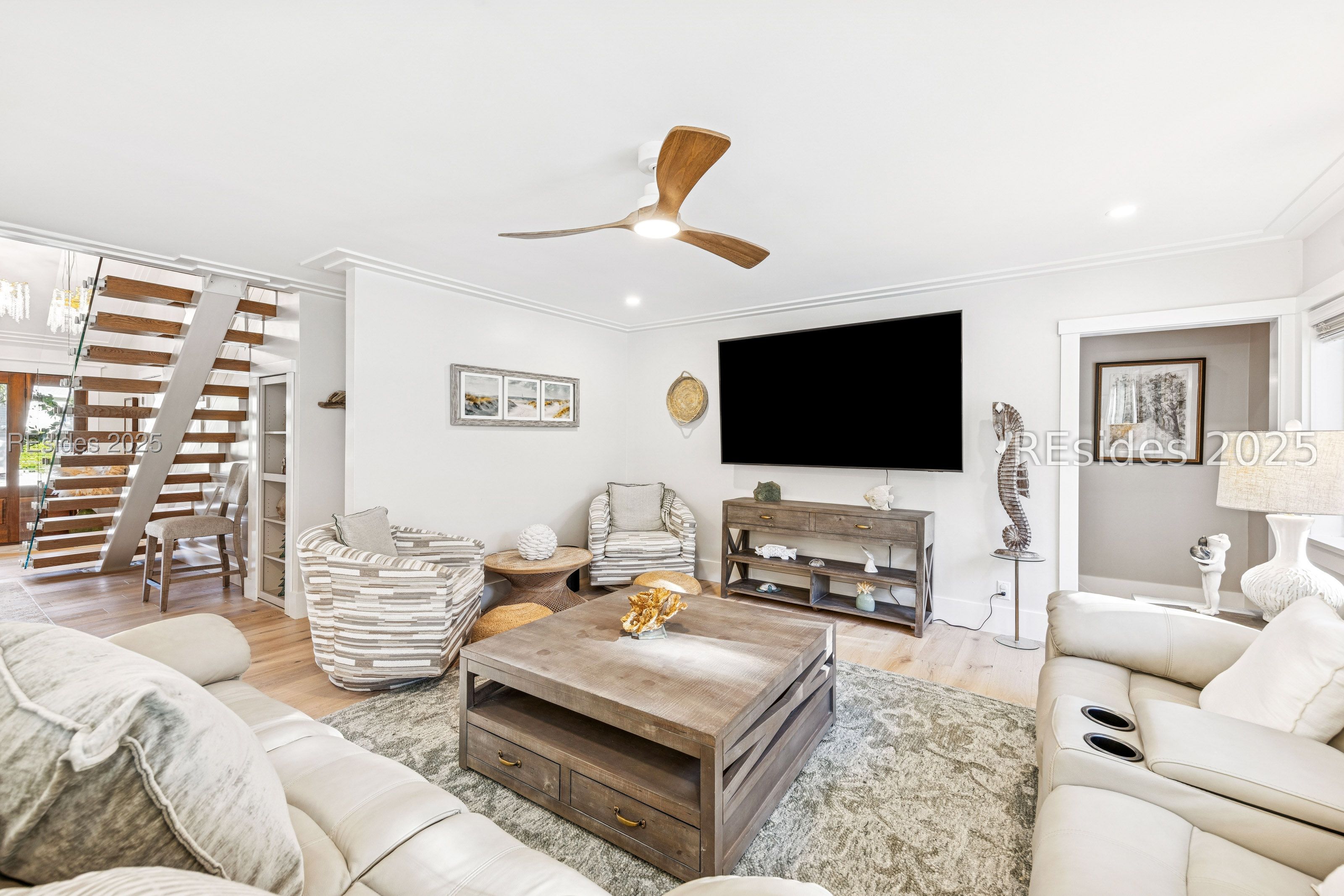 1 Firethorn Lane