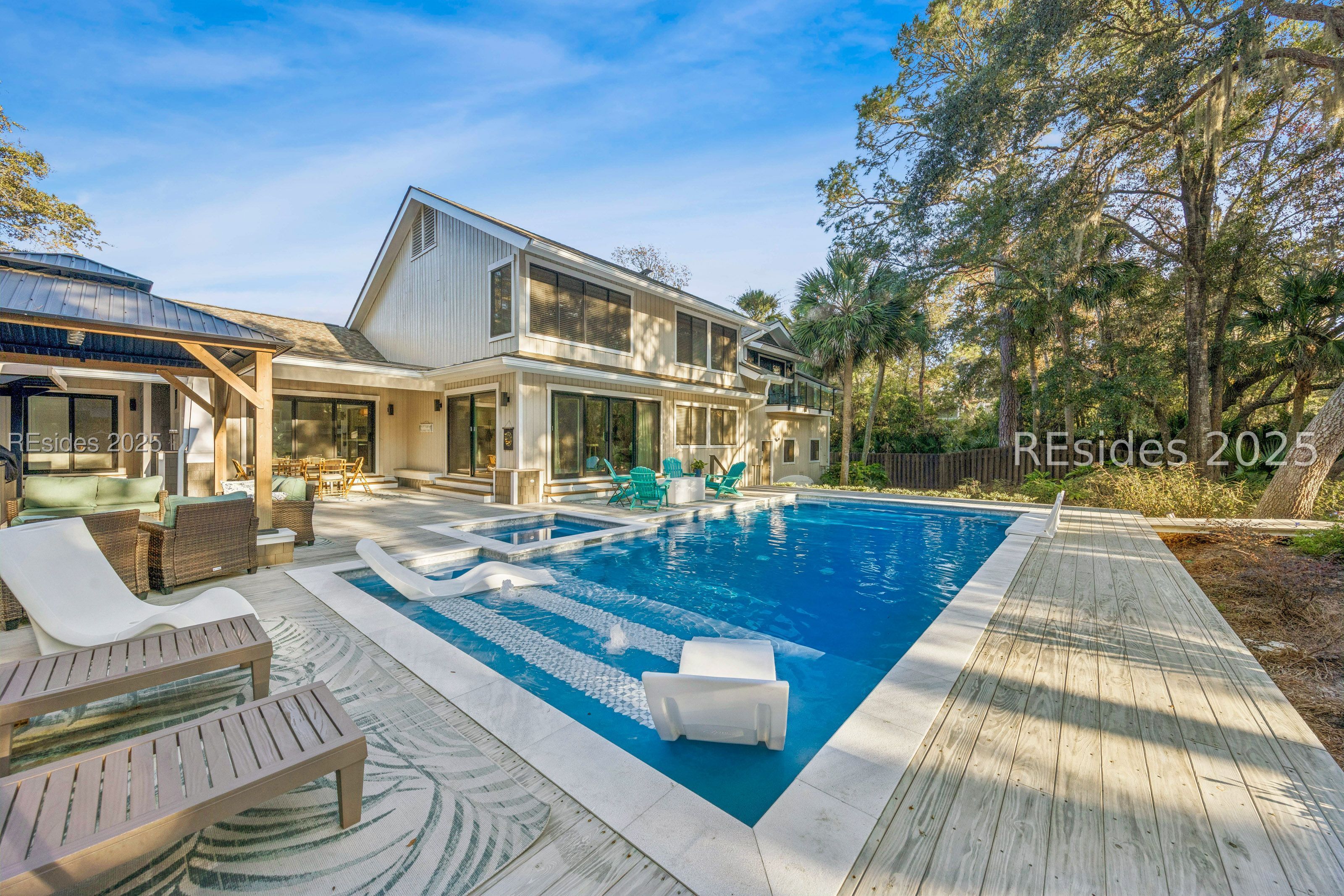 1 Firethorn Lane