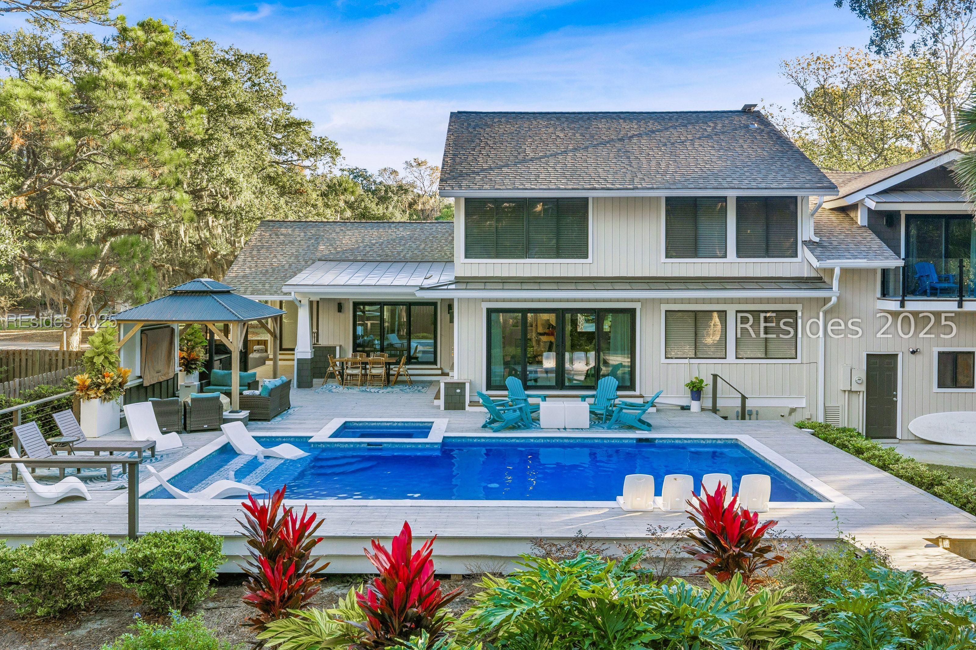 1 Firethorn Lane